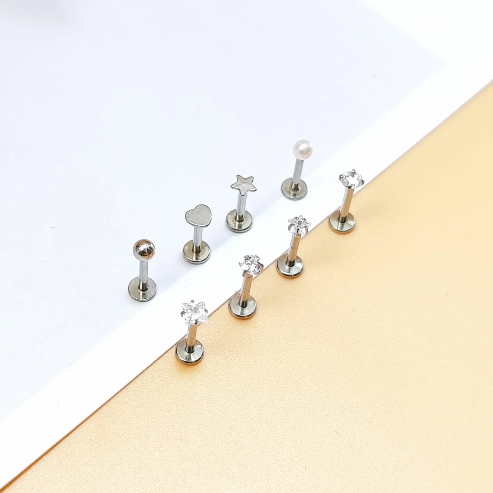 8 szt. wargi labret sztyft 6-10 mm 16G płaski tył helix tragus chrząstka kolczyk