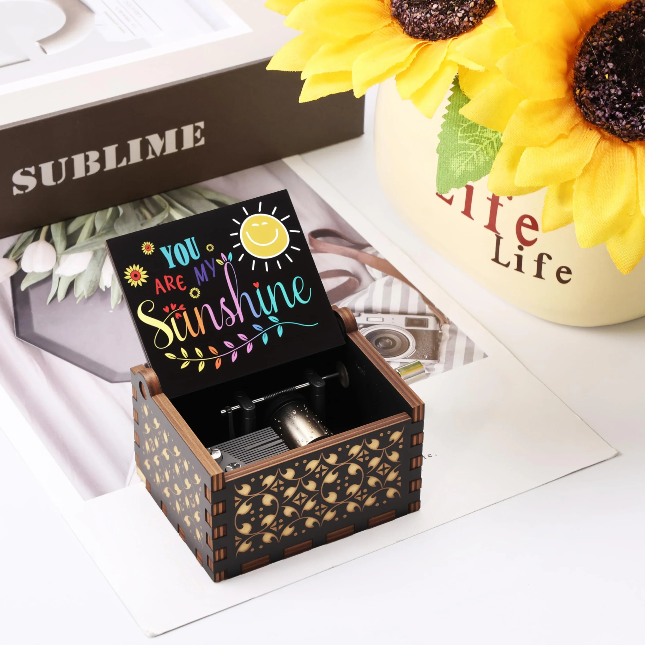 Drewniana pozytywka grawerowana laserowo vintage drewniana korba ręczna czarne pozytywki rocznica urodziny dla dzieci przyjaciół rodziny, You Are My Sunshine