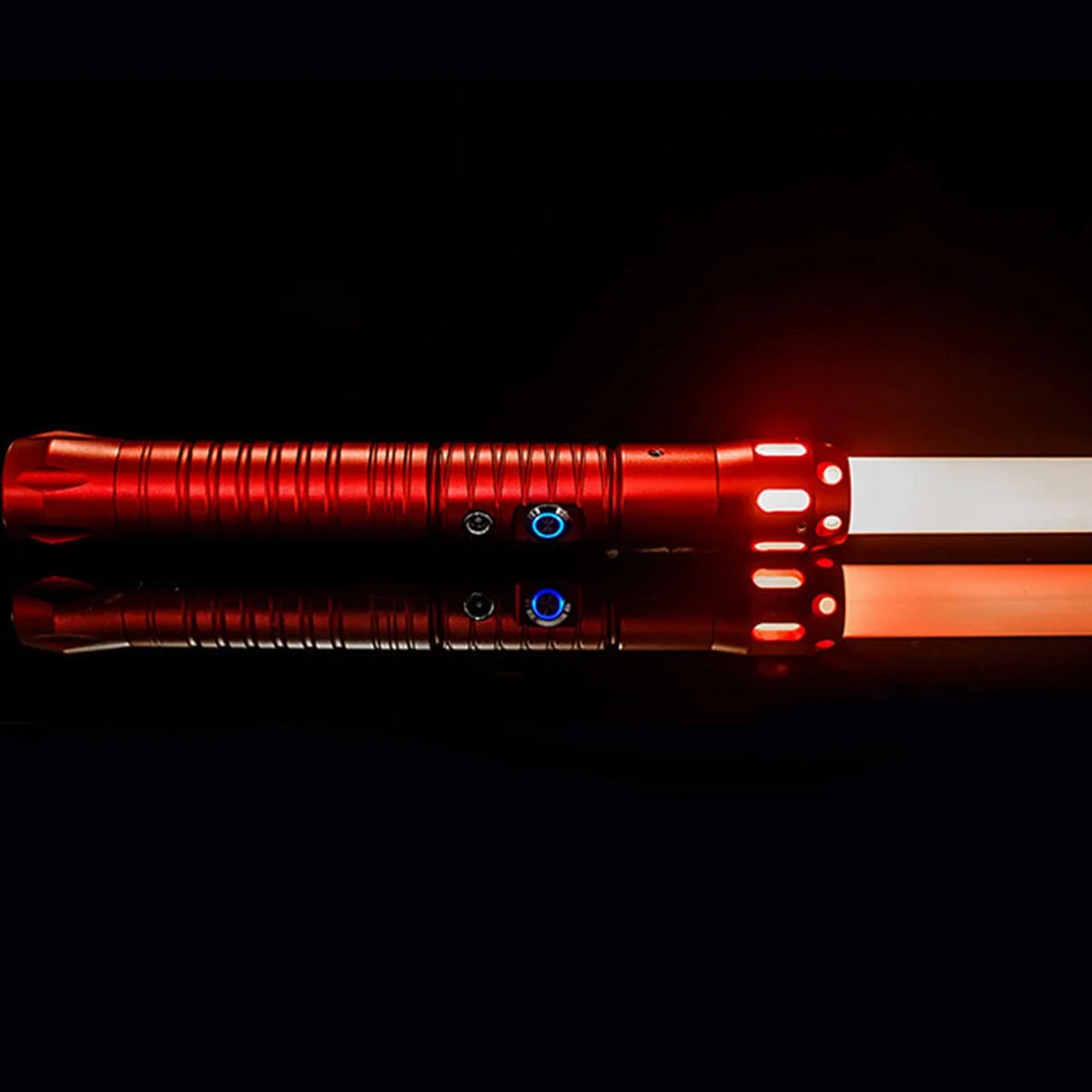 Miecz świetlny pojedynków dla dorosłych, zmienny miecz świetlny w 11 kolorach RGB z metalowym uchwytem dla dzieci i dorosłych, rekwizyty sceniczne Cosplay, ładowanie USB,Red
