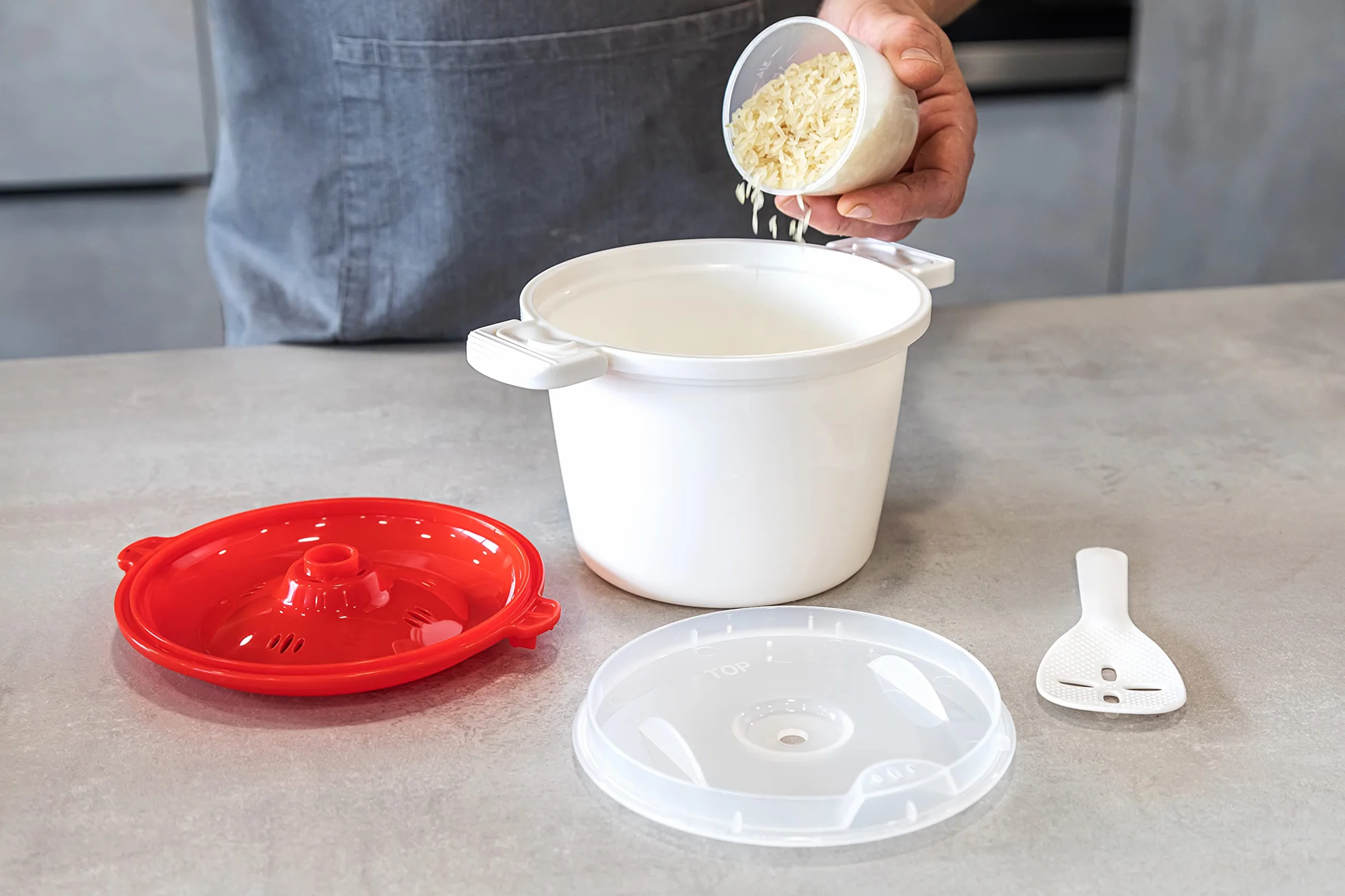 KitchenCraft Ryżowar do Mikrofalówki, Plastik bez BPA, 1,5 Litra - Kolor Biały/Czerwony