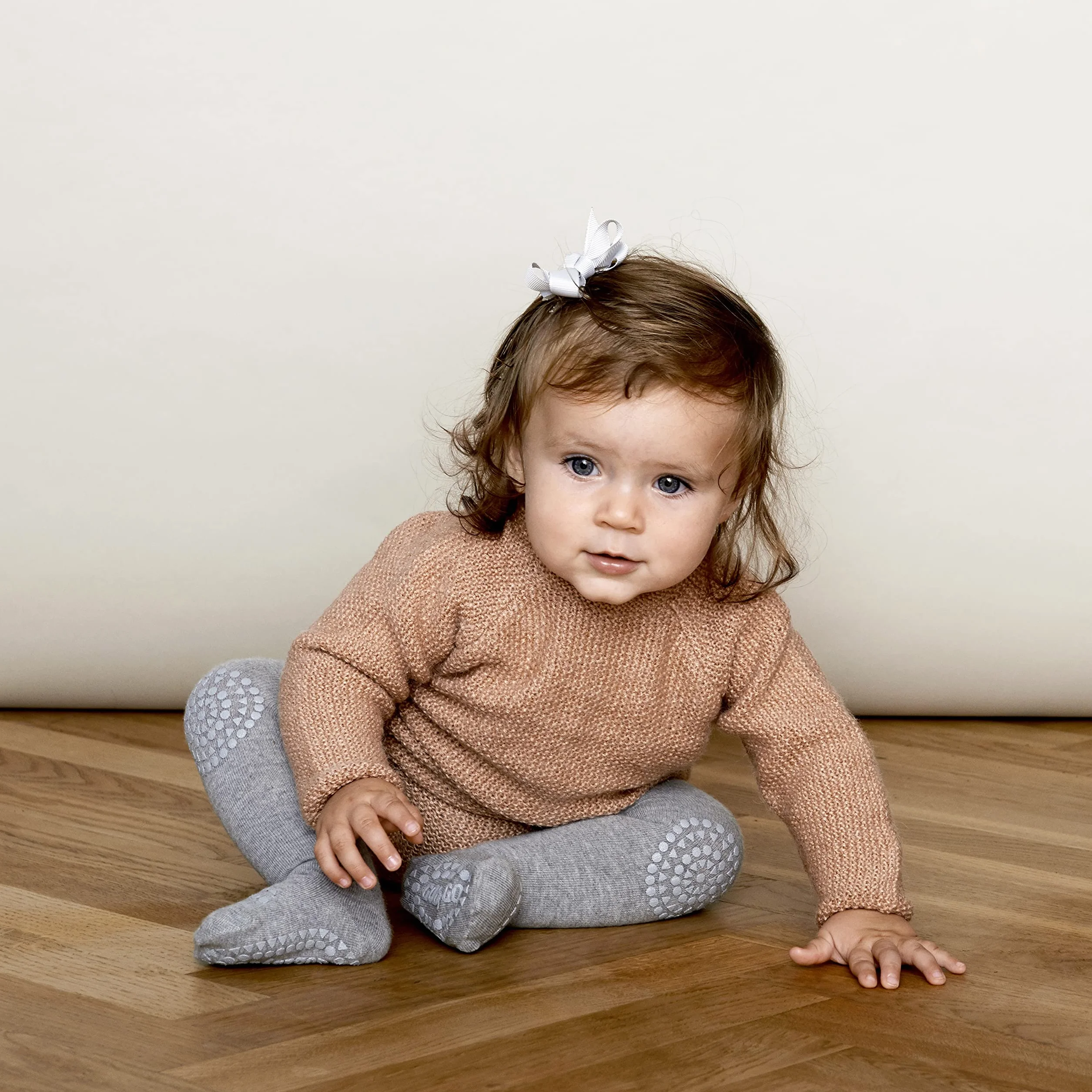 GoBabyGo Oryginalne antypoślizgowe rajstopy do raczkowania dla niemowląt | antypoślizgowe tworzywo ABS dla aktywnych dzieci w wieku raczkowym | stretch bawełniany | 6 – 12 m i 12 – 18 m | 11 kolorów