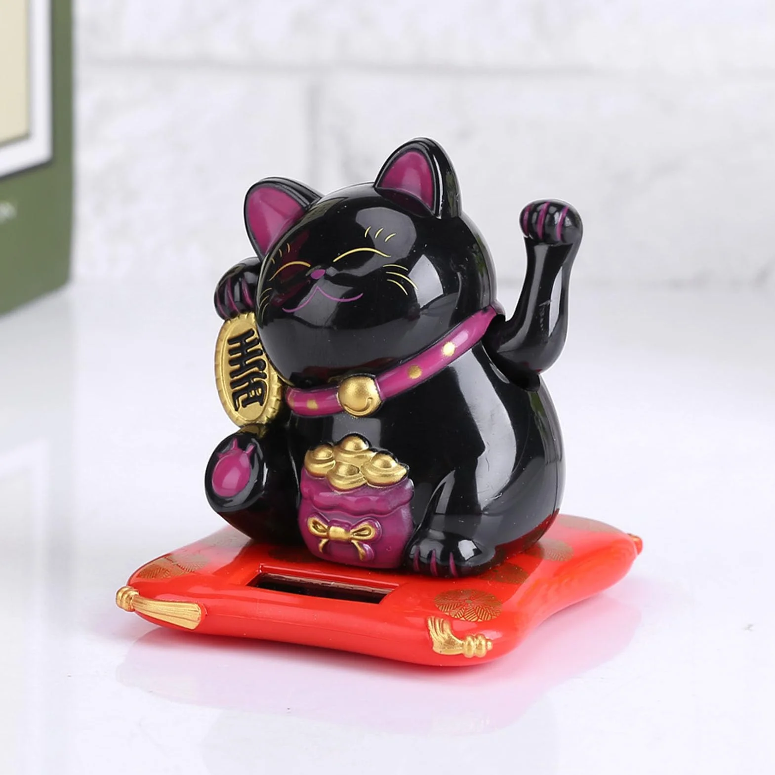 Maneki Neko machający kot, zasilany energią słoneczną, słodki kot, kot, szczęście, kot, powitalny kot, dekoracja do domu i samochodu, macha z tworzywa sztucznego