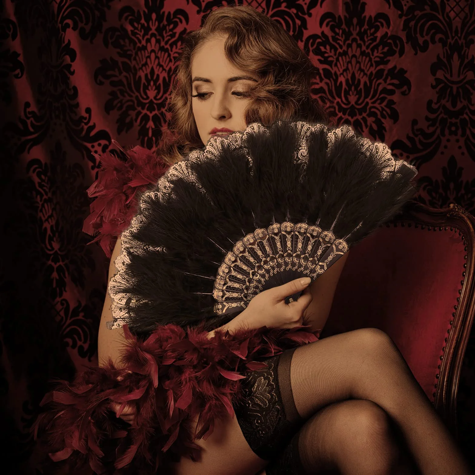 Mwoot Embroidered Flower Marabou Fan, lata 20-te Vintage Styl Folding Handheld Feather Fan, Fan Flapper Ręka do kostiumu Halloween Taniec Ślubna Impreza Prom Tea Party - Czarny