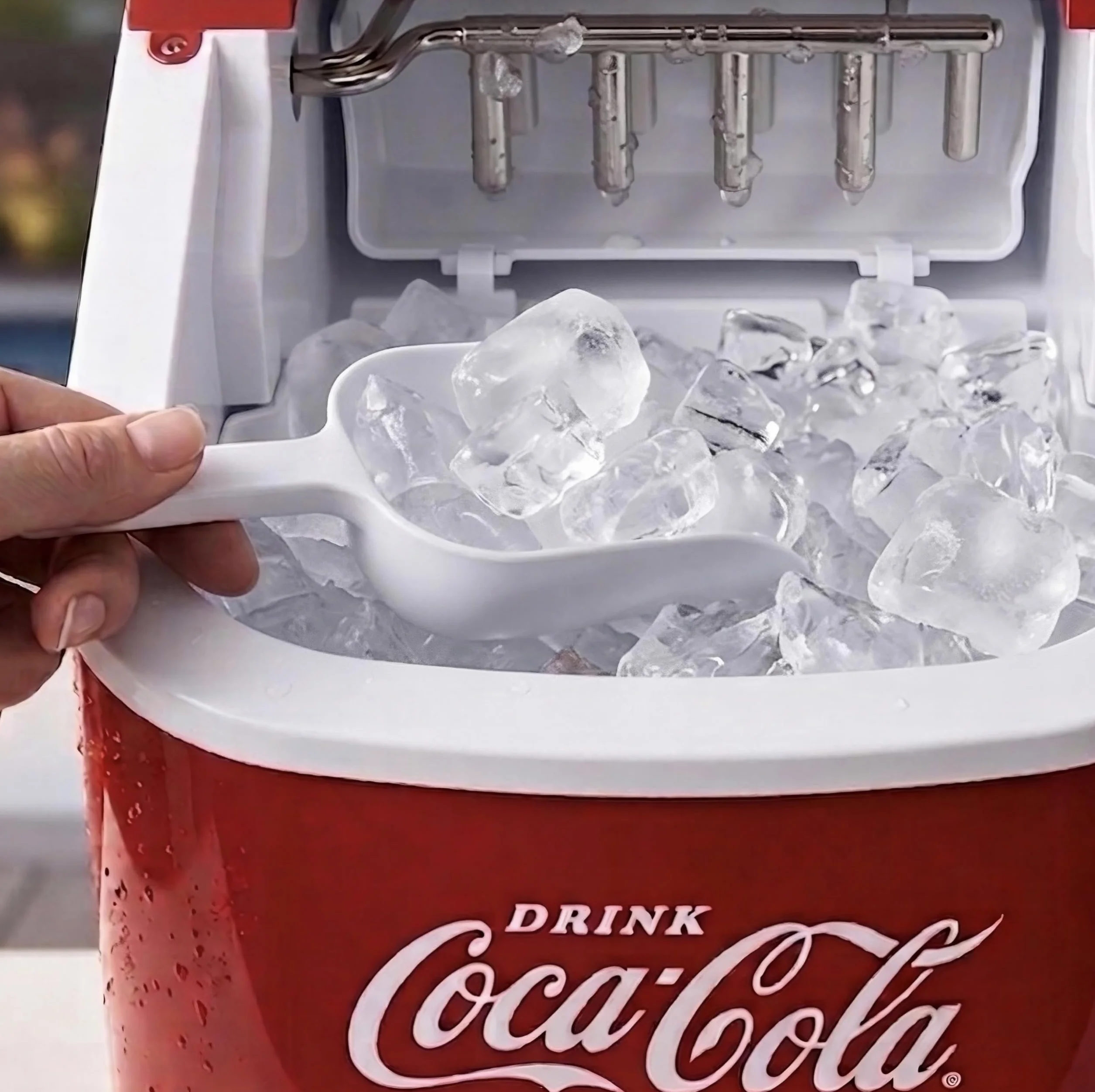 Salco Coca Cola Kostkarka do lodu 10 kg/24h 2 rozmiary kostek automatyczna funkcja ostrzegawcza retro czerwień