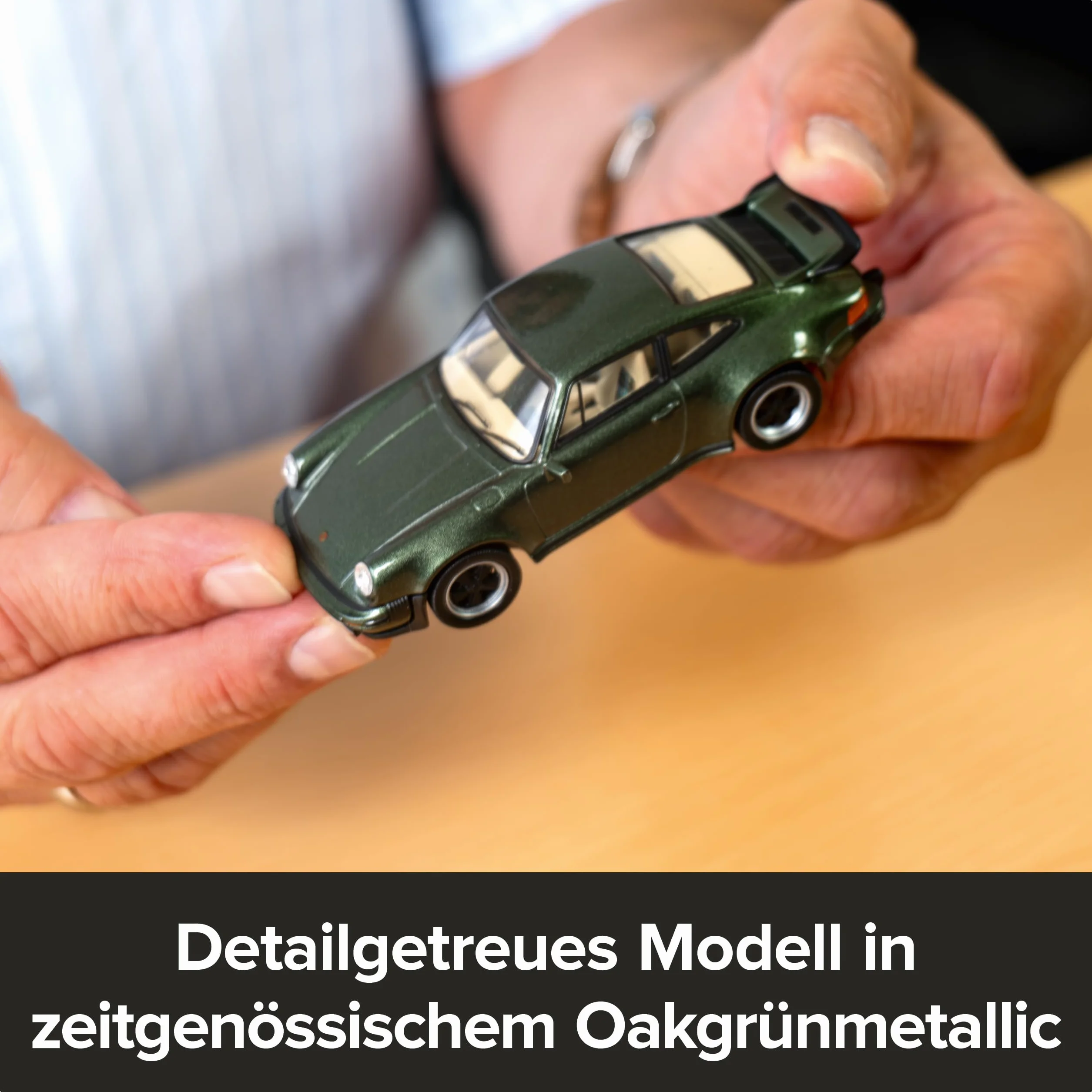 FRANZIS 67233 Porsche 911 Turbo Adventskalender Oakgrünmetallic