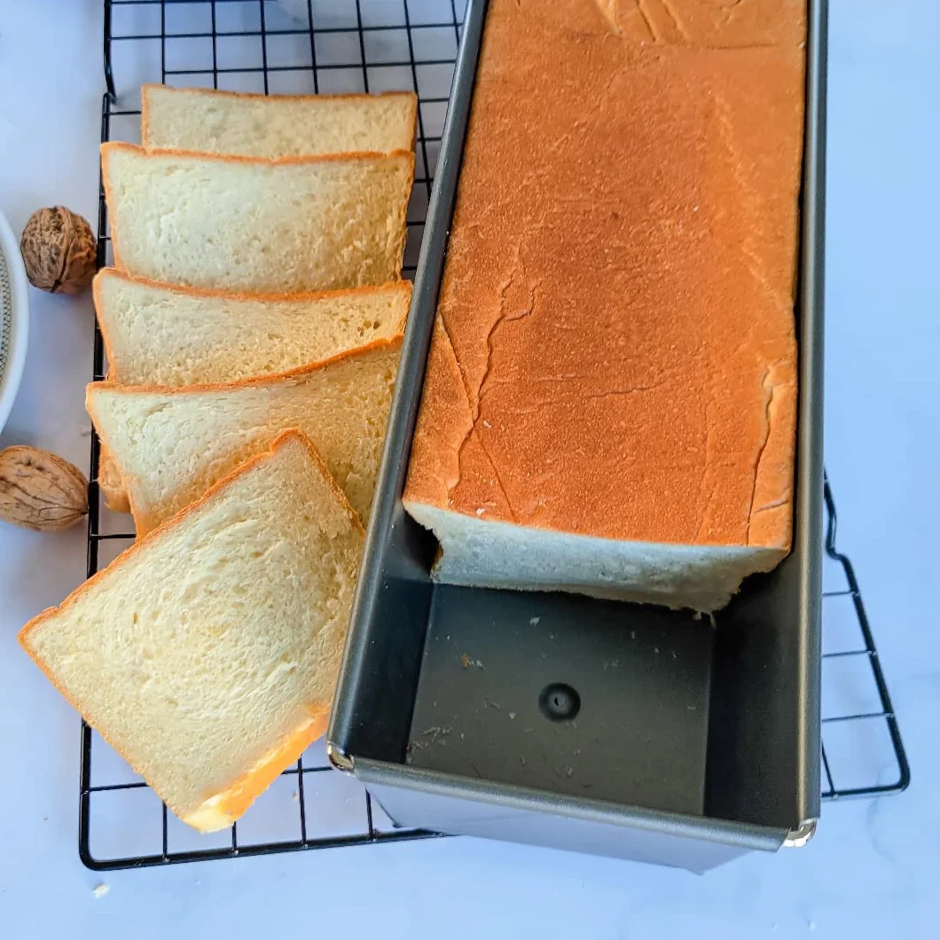 Patisse Mie chleb powlekana stal nieprzywierająca 30 cm antracytowa z pokrywką