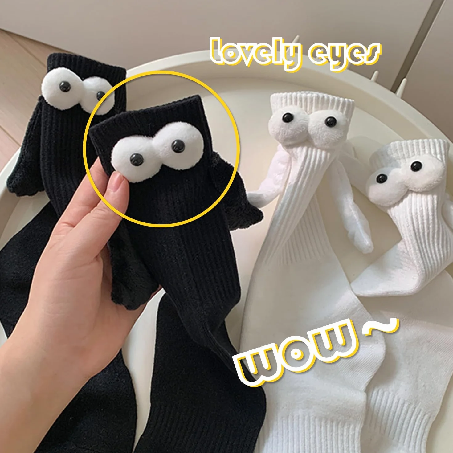 2 pary magnetycznych skarpet dla par, wzór oczu 3D, zabawne kreskówki, unisex (biały+czarny)