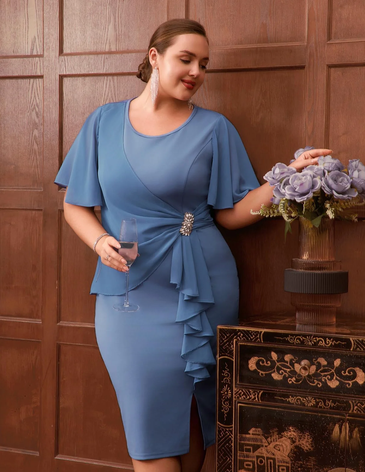 Hanna Nikole Damska ołówkowa sukienka koktajlowa w rozmiarze plus size z szyfonu z kryształkami strasu, falbankami i krótkim rękawem oraz rozcięciem