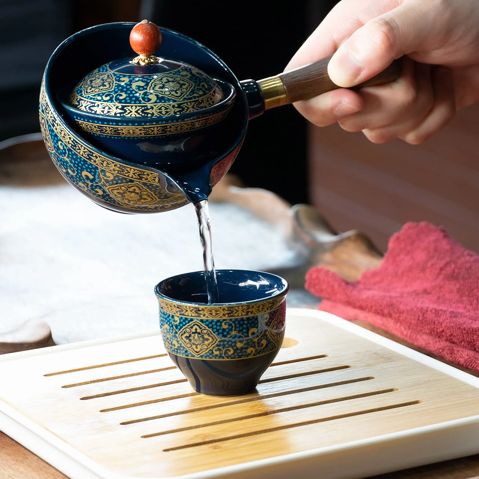LURRIER Porcelanowy chiński zestaw do herbaty Gongfu, przenośny zestaw czajniczek z 360-obrotowym zaparzaczem do herbaty, przenośna torba na prezent wszystko w jednym, na podróż, do domu, na prezent,