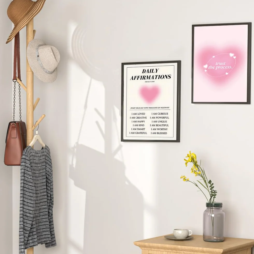 Zestaw plakatów Aesthetic Clean Girl 3 sztuki dekoracja pokoju różowa