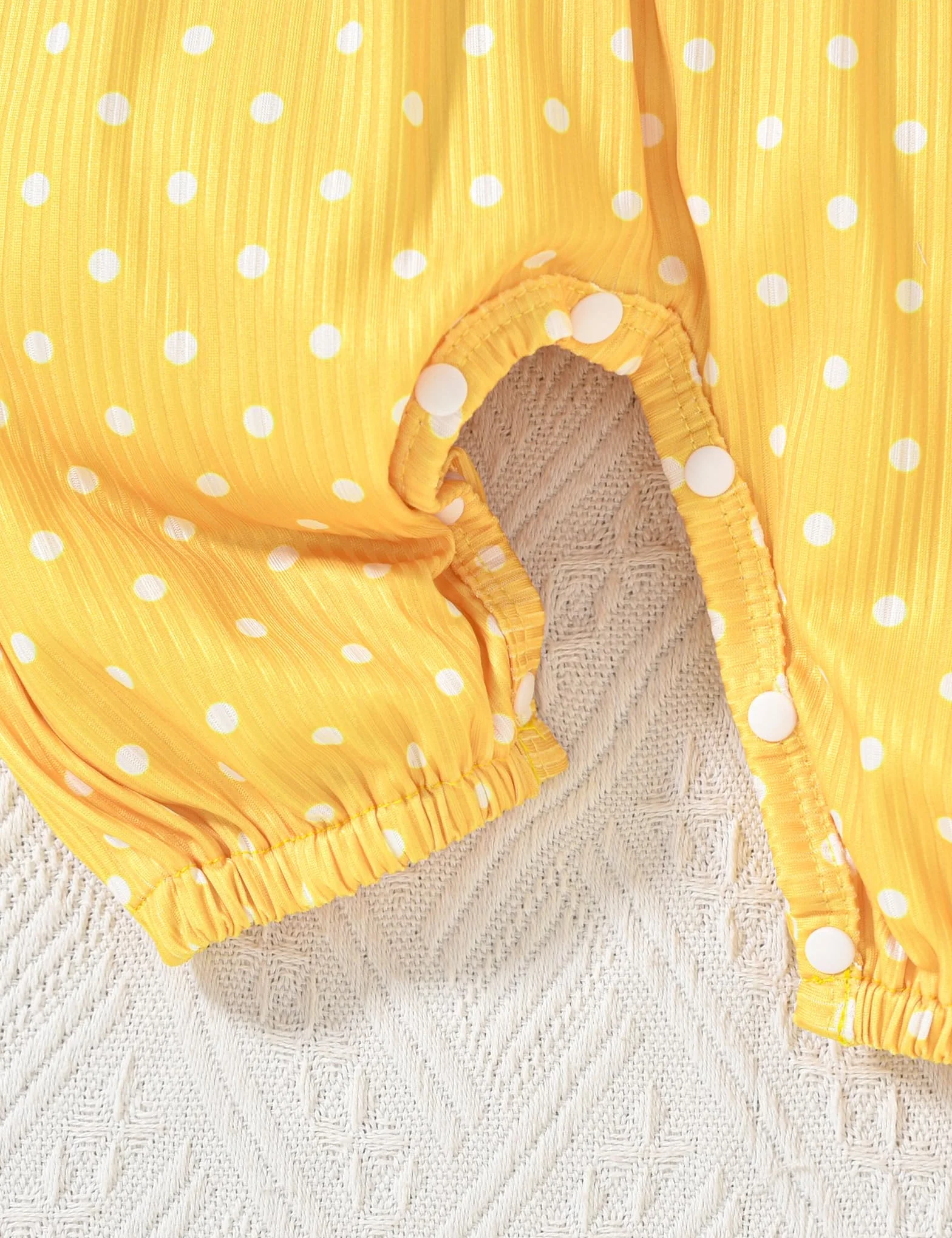 Ubrania dla niemowląt Body Romper z długim rękawem z falbankami, bawełna prążkowana Bowknot Jumpsuit Onesie Strój
