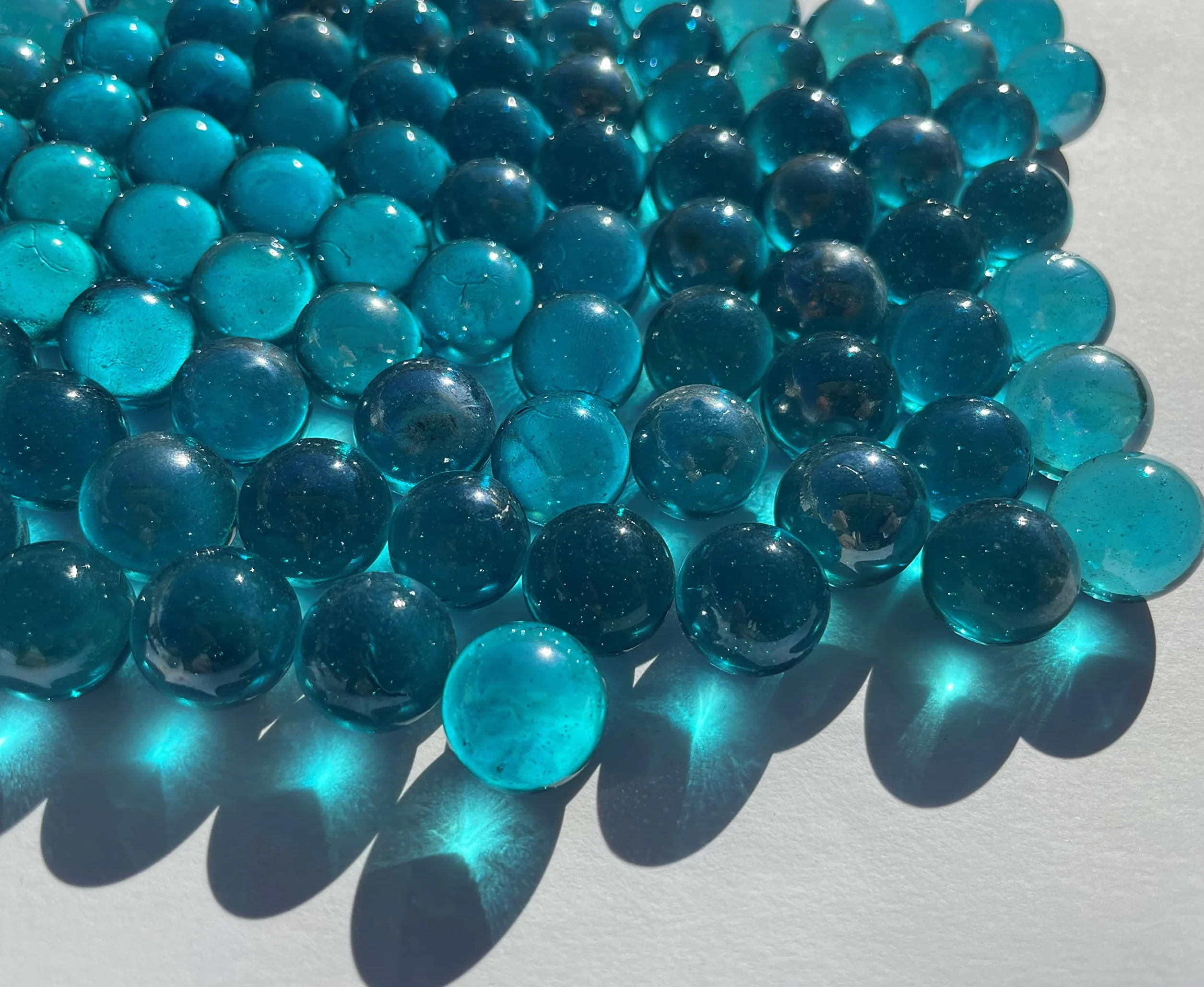 FAIRY TAIL & GLITZER FEE Kule szklanych korali przezroczyste Turkusowe Niebieskie 16mm 500g Kule ozdobne Szklane Kula