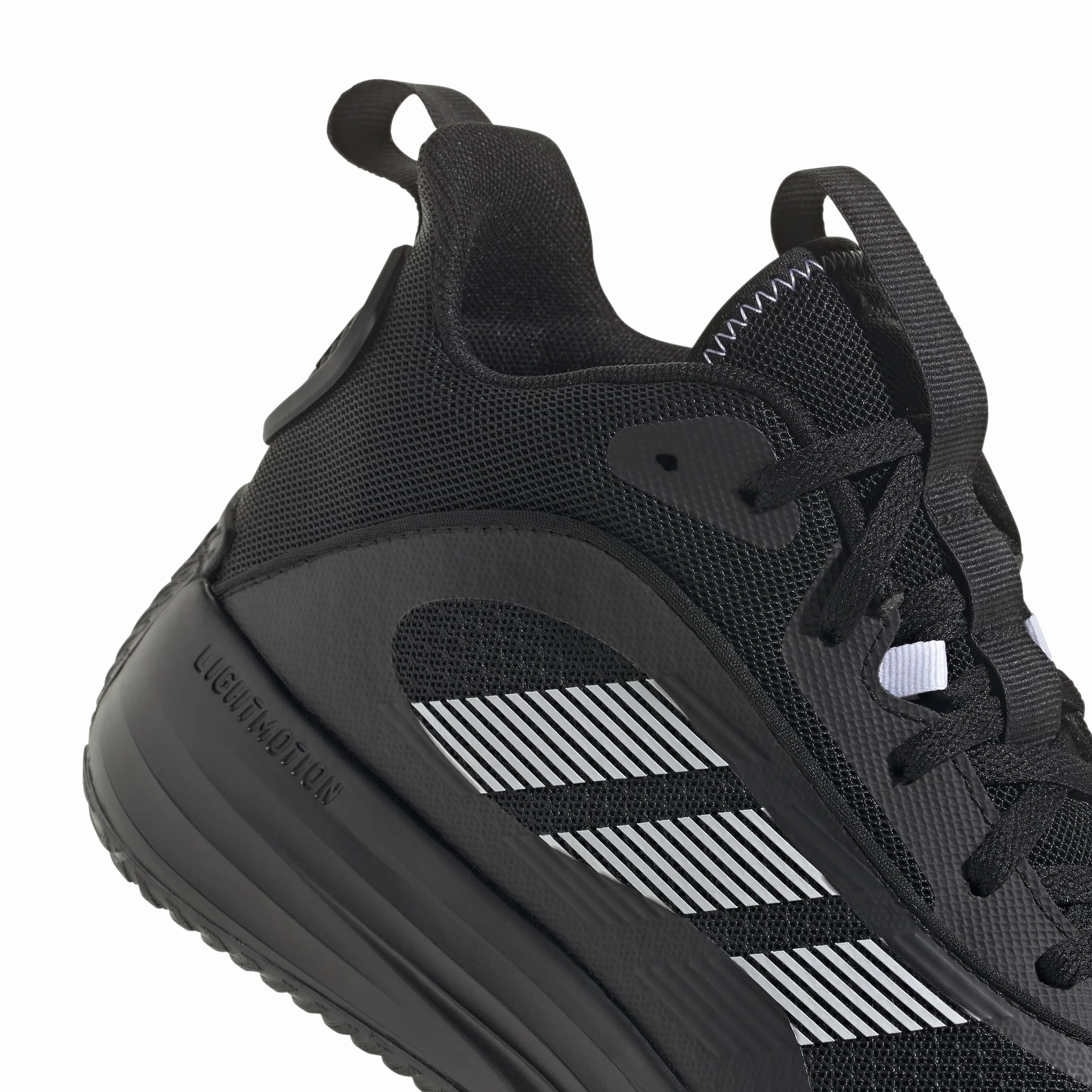 adidas Mężczyźni Own The Game 3 ShoesButy do koszykówki