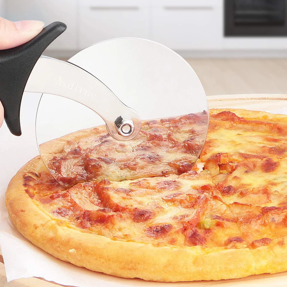 Asdirne Krajalnica do pizzy, ostrze ze stali nierdzewnej, czarna