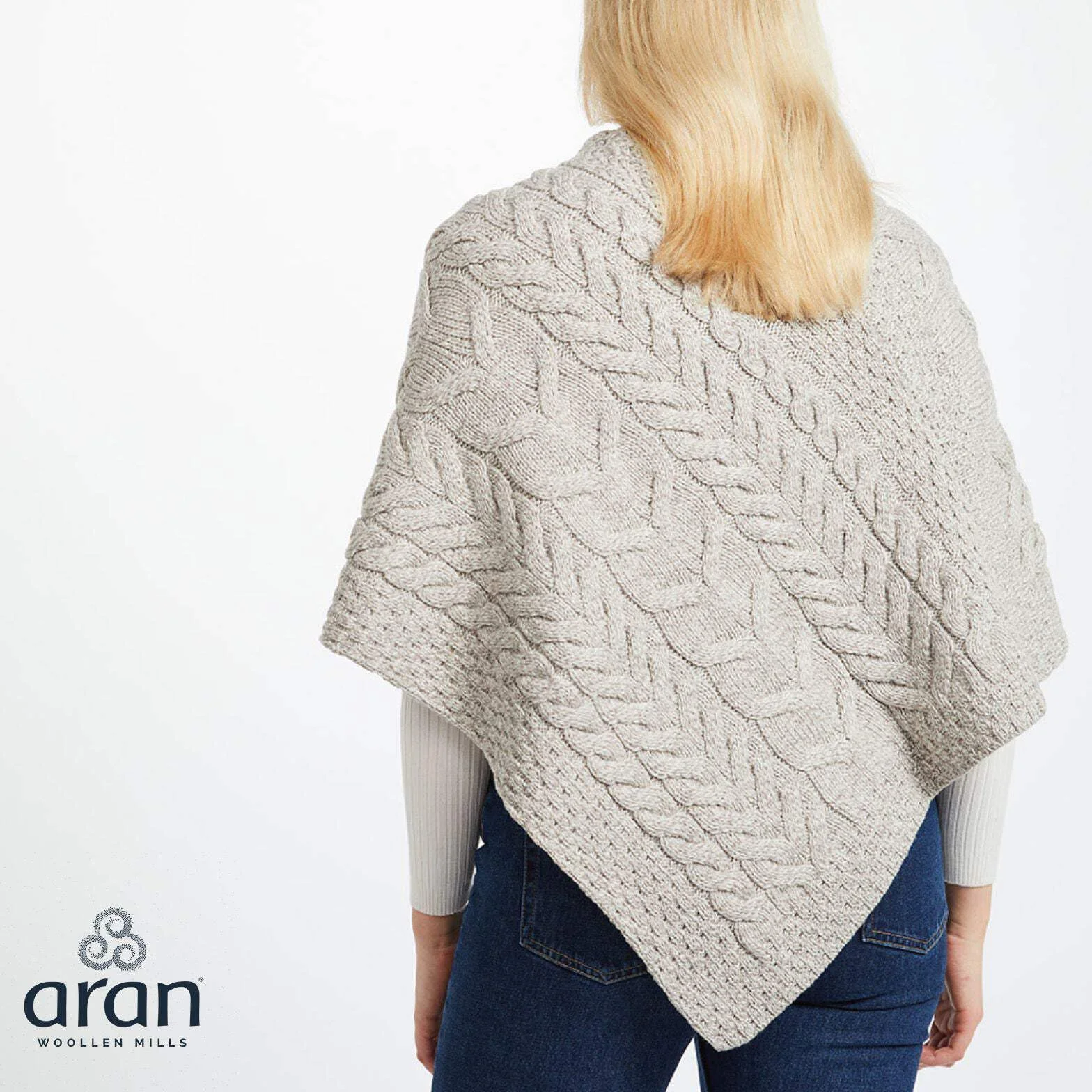 Aran Woollen Mills Super miękkie, stylowe ponczo ze 100% wełny merynosów