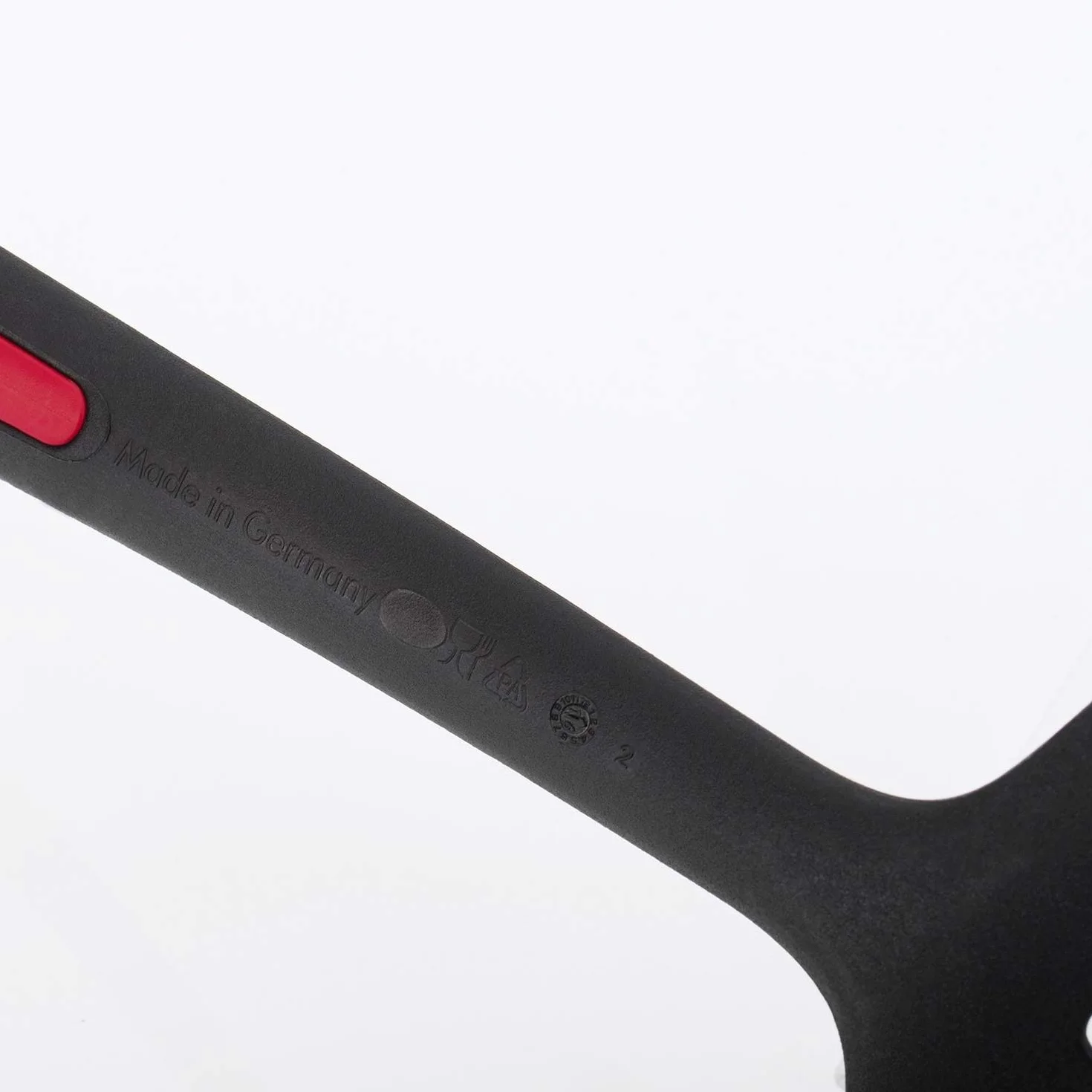 Westmark Łyżka cedzakowa Odporność na temp. do 270°C, PPA, Długość: 32,2 cm, Gallant Plus, Czerwona/Czarna, 29502275