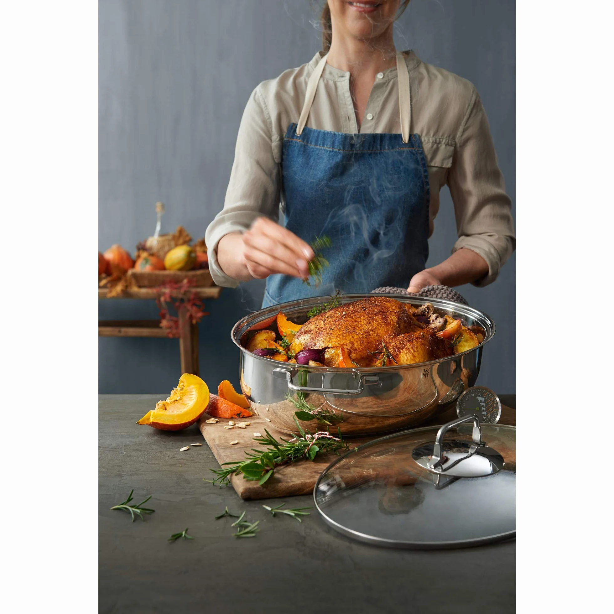 WMF Oval Roasting Dish with Thermometer, Glass Lid, Cromargan Stainless Steel, Induction, Dishwasher-Safe, 38 x 26 x 12 cm, 7.8 L