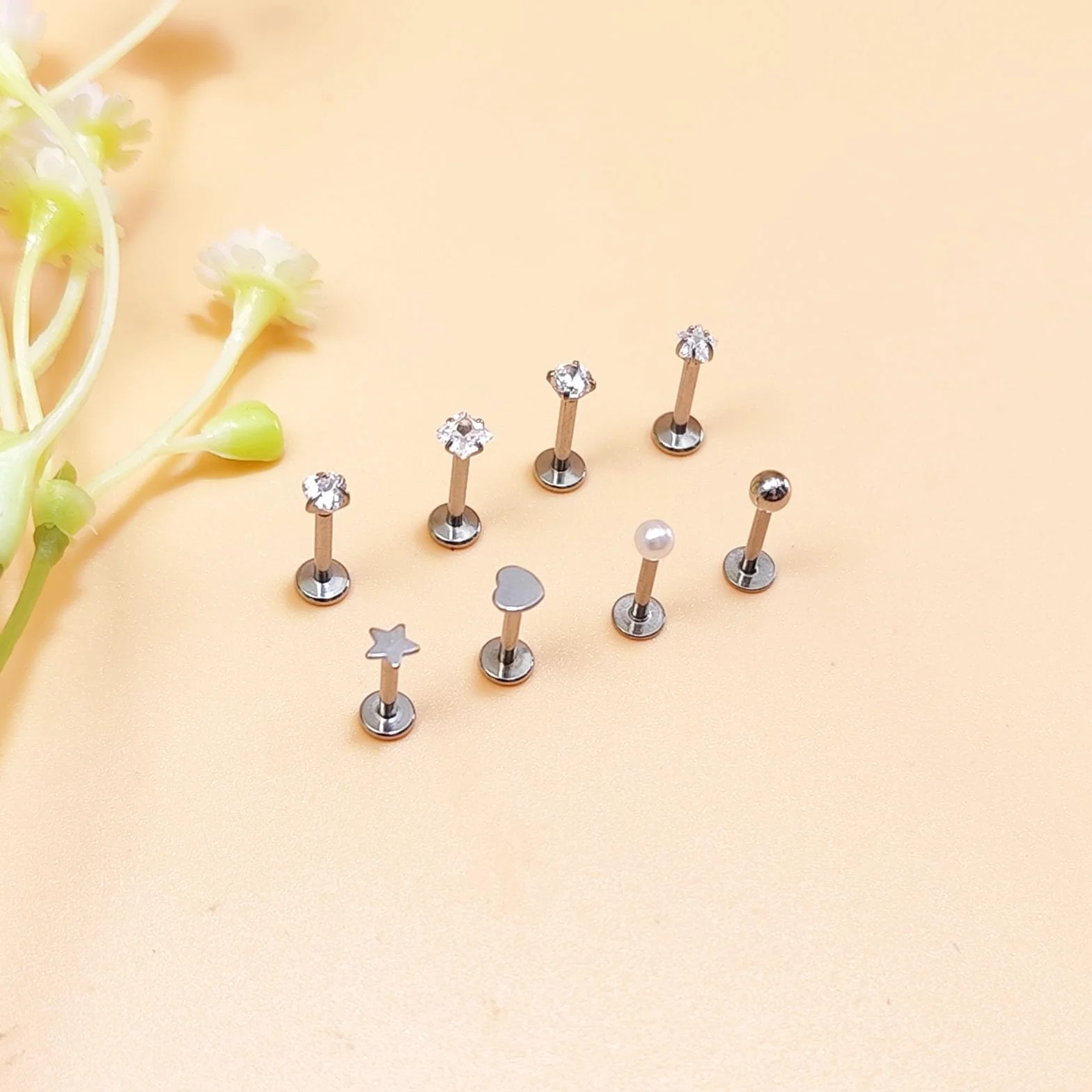 8 szt. wargi labret sztyft 6-10 mm 16G płaski tył helix tragus chrząstka kolczyk