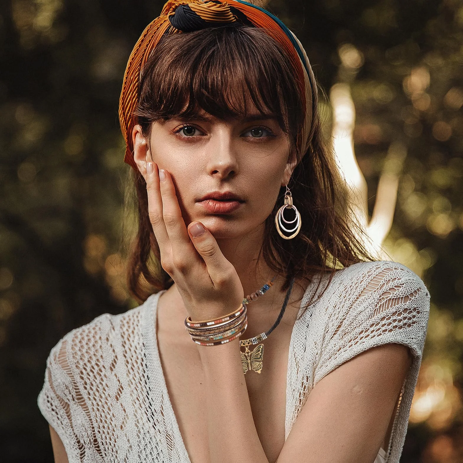 Czeska biżuteria: skórzane bransoletki, Vintage naszyjnik motyl, boho kolczyki koła, M