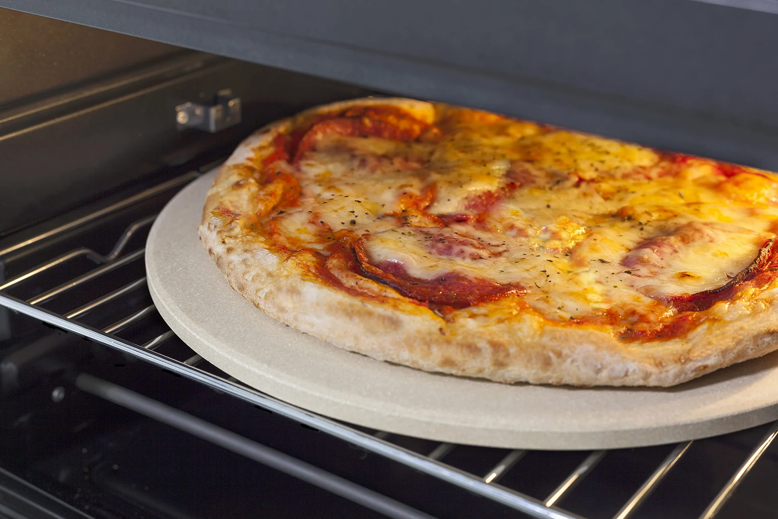 CASO TO 26 Classic – designerski piekarnik, pojemność 26 l, 3 wkładki, 70-230 °C, w zestawie kamień do pizzy, 5-stopniowa funkcja: gorące powietrze, obrotowy rożen z silnikiem, grzałka górna, grzałka
