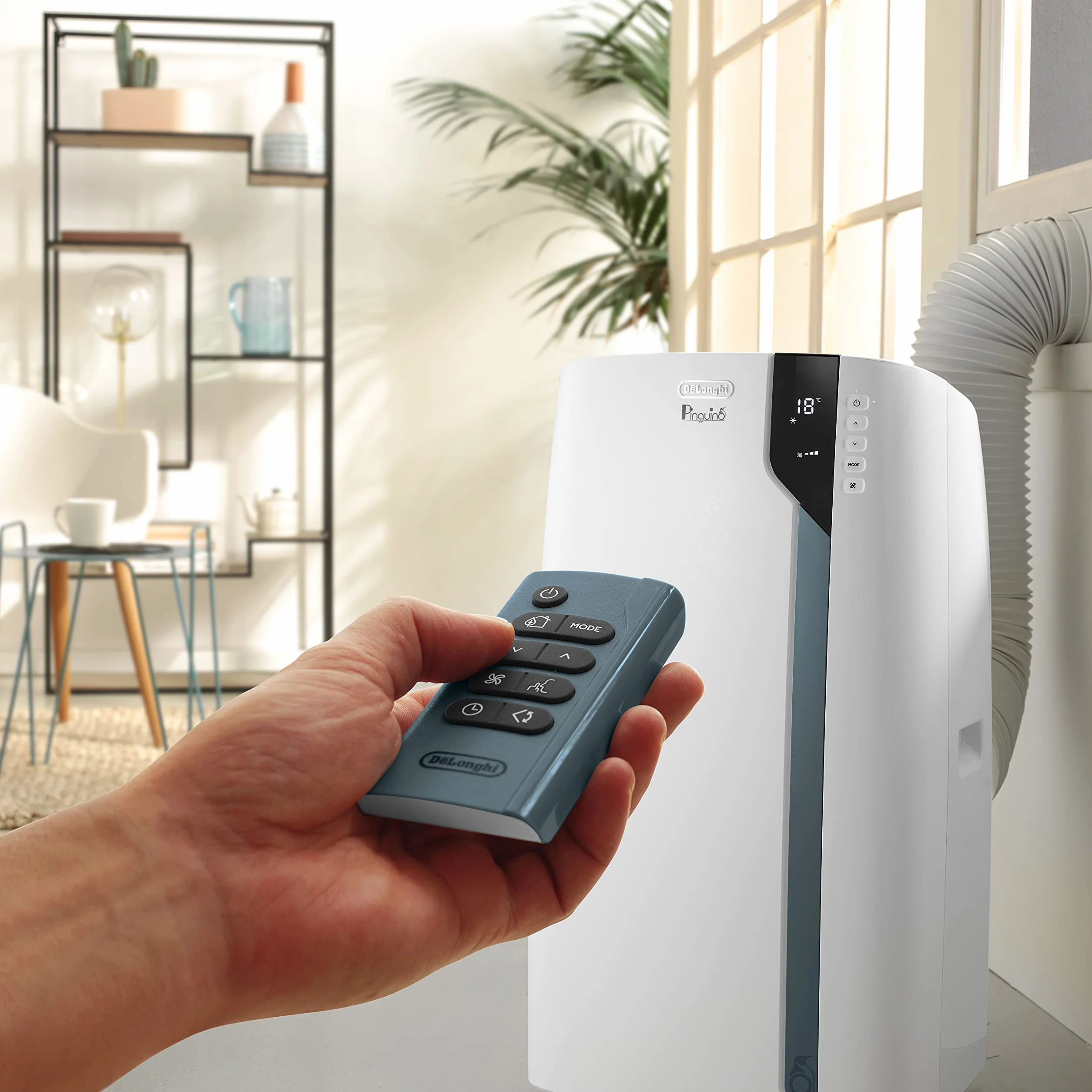 De'Longhi Pinguino PAC EX105 przenośny klimatyzator z technologią EcoRealFeel, 10 000 BTU/h, do pomieszczeń do 100 m³, funkcja osuszania i wentylacji, timer 24h, klasa efektywności energetycznej A+++,