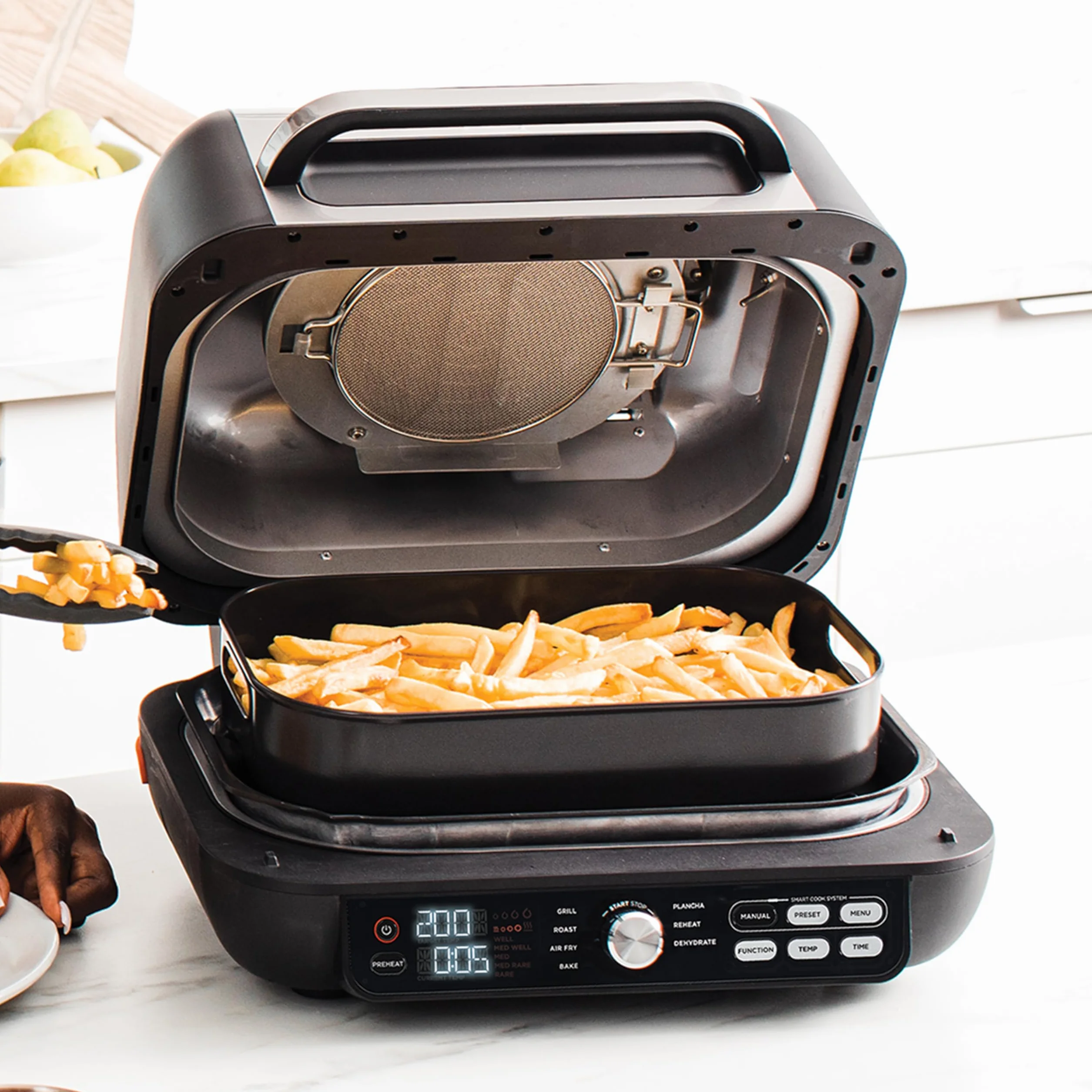 Ninja Foodi MAX PRO Grill, płaska płyta i frytkownica beztluszczowa z cyfrową sondą kuchenną i termometrem, 3,8 l, 7 funkcji gotowania w 1, części można myć w zmywarce, srebrno/czarny, AG651EU