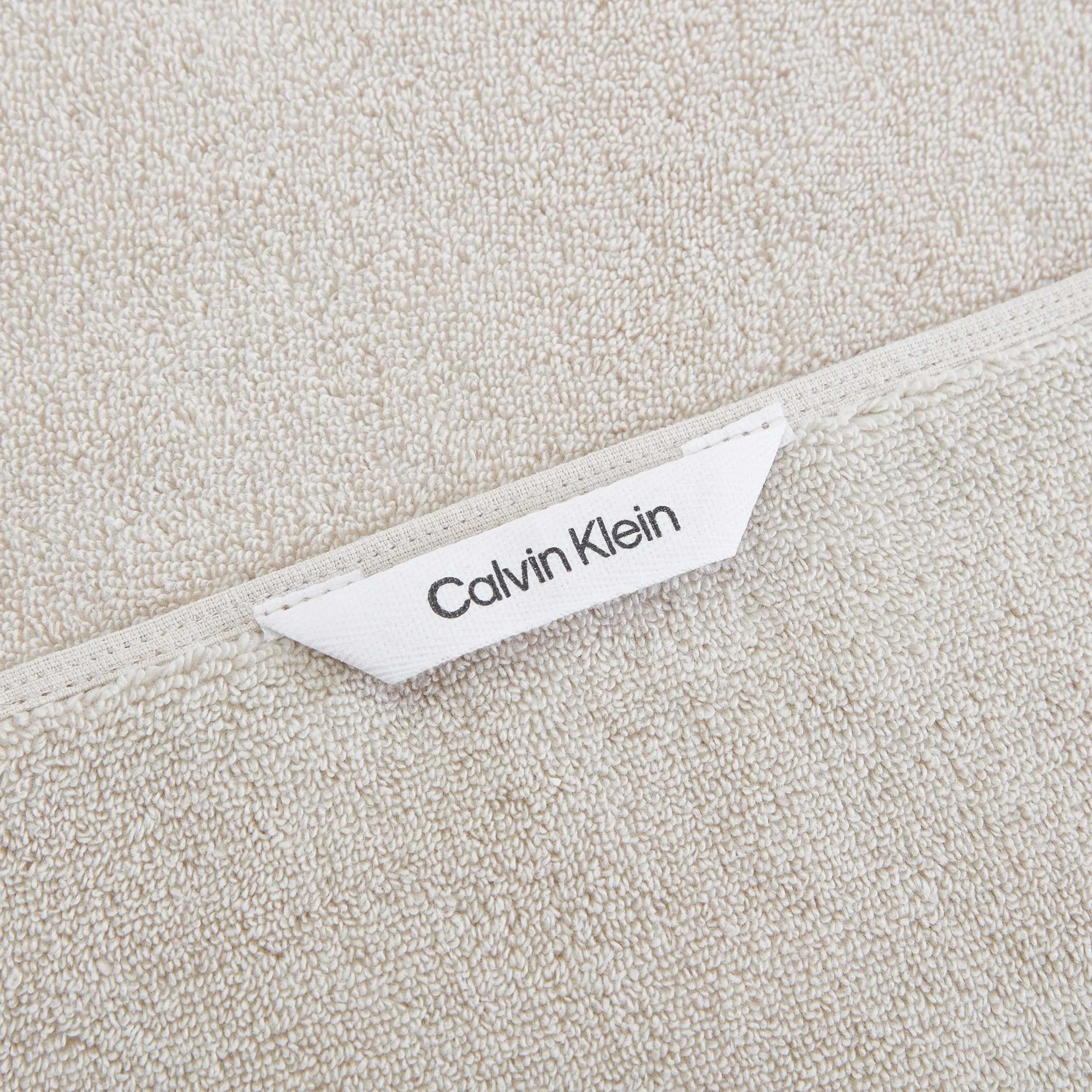 Calvin Klein - Zestaw ręczników, super miękkie ręczniki bawełniane premium z konstrukcją Zero Twist, nowoczesny wystrój łazienki, certyfikat Öko-Tex (ikoniczny jednolity beż, 3-częściowy)