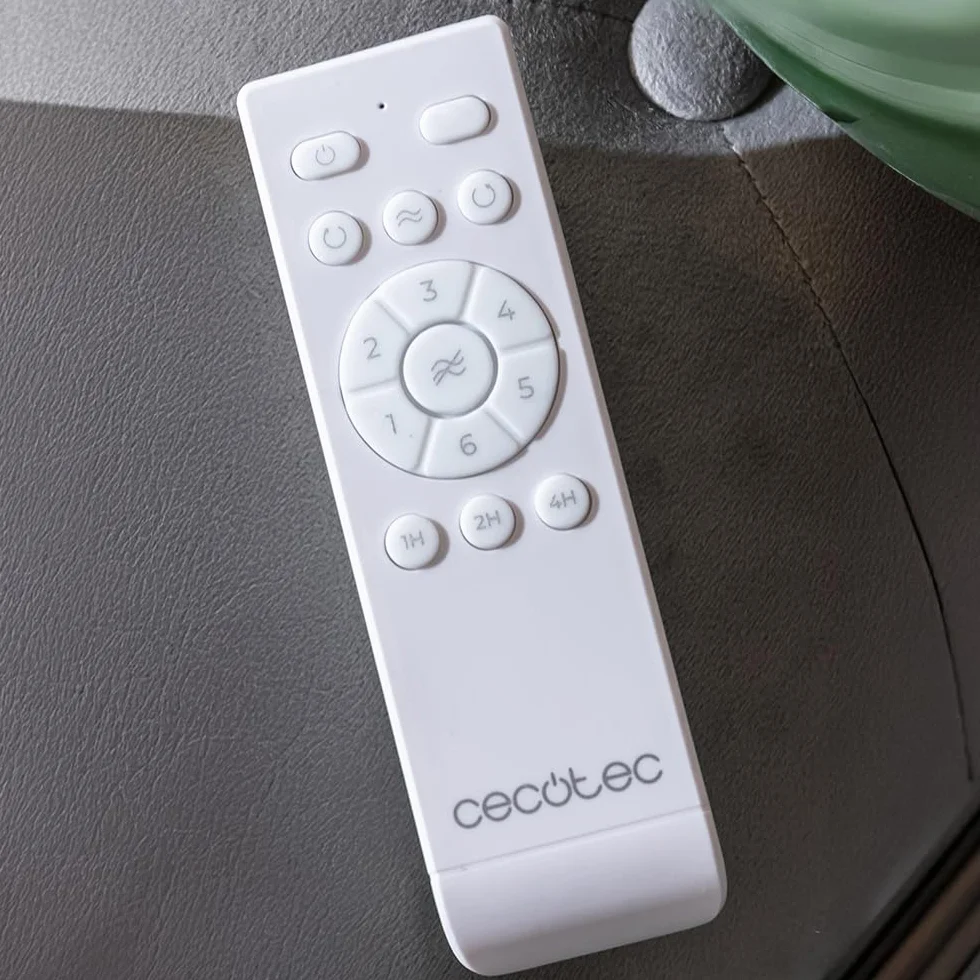 Cecotec Wentylator sufitowy EnergySilence Aero 5400 Classic White & White, 40 W, 3 łopatki, 6 prędkości, timer 8h, tryb zimowy/letni