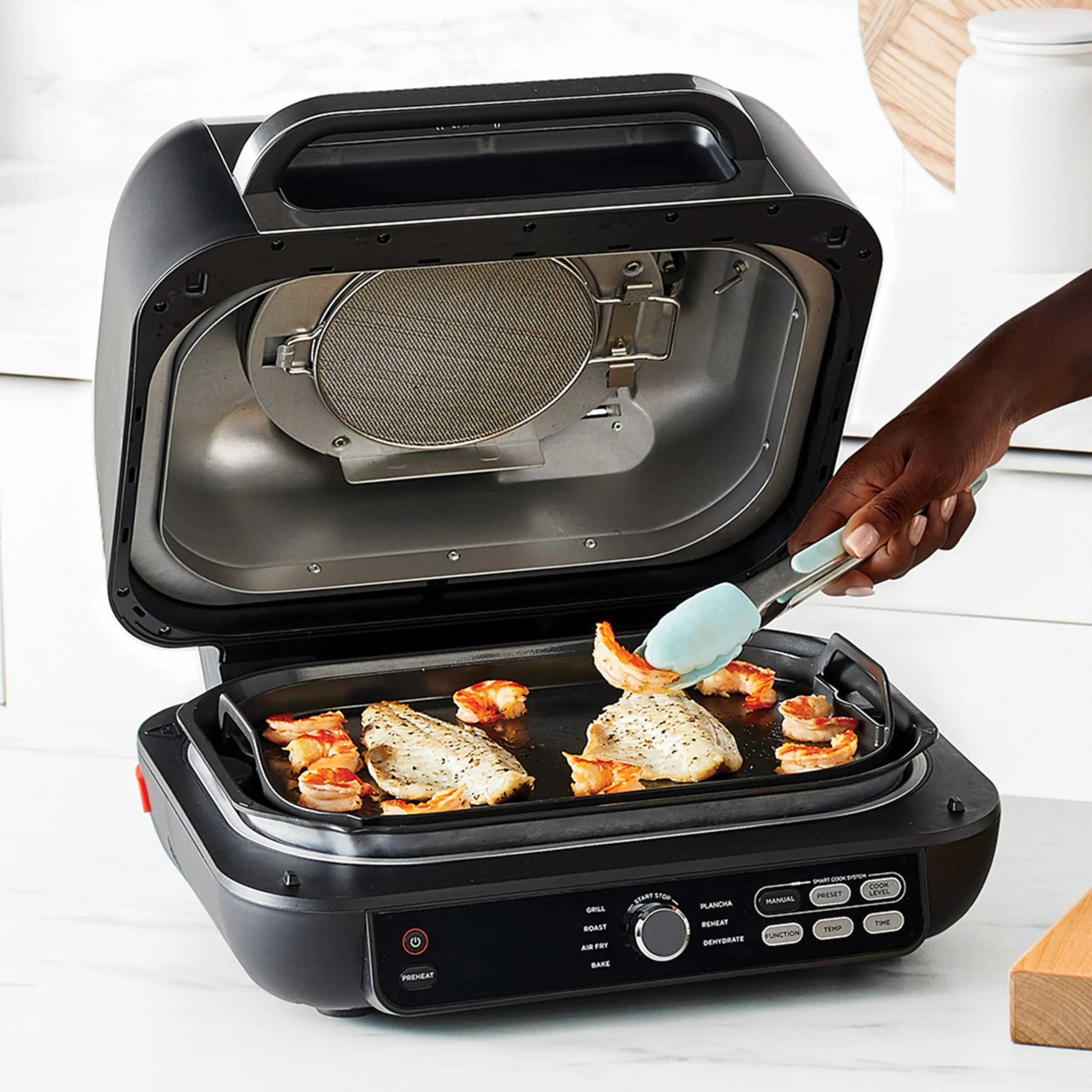 Ninja Foodi MAX PRO Grill, płaska płyta i frytkownica beztluszczowa z cyfrową sondą kuchenną i termometrem, 3,8 l, 7 funkcji gotowania w 1, części można myć w zmywarce, srebrno/czarny, AG651EU