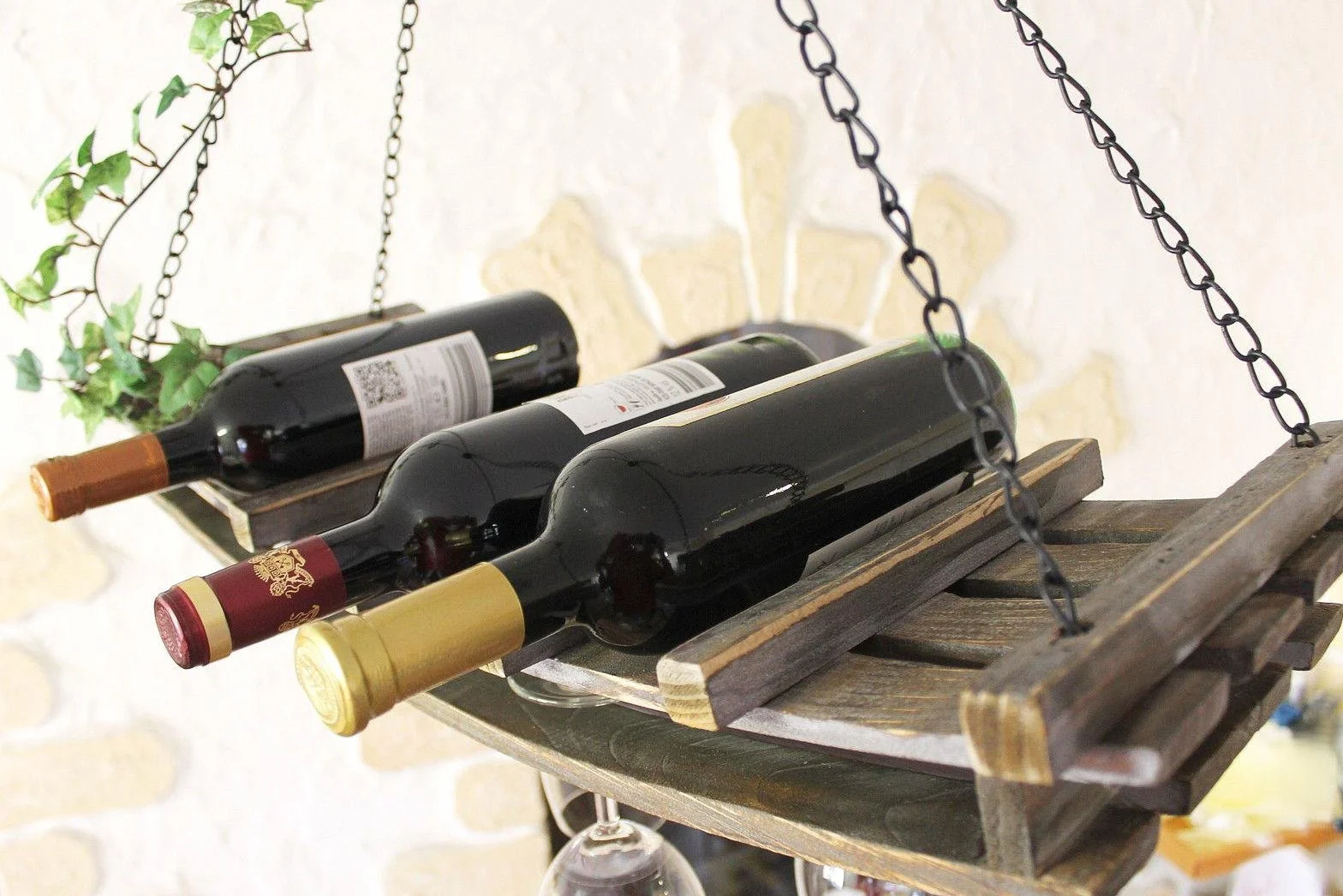 DanDiBo Regał na wino 5089 regał sufitowy z drewna, 65 cm, regał wiszący, uchwyt na butelki, regał na butelki z uchwytem na szkło, sufit