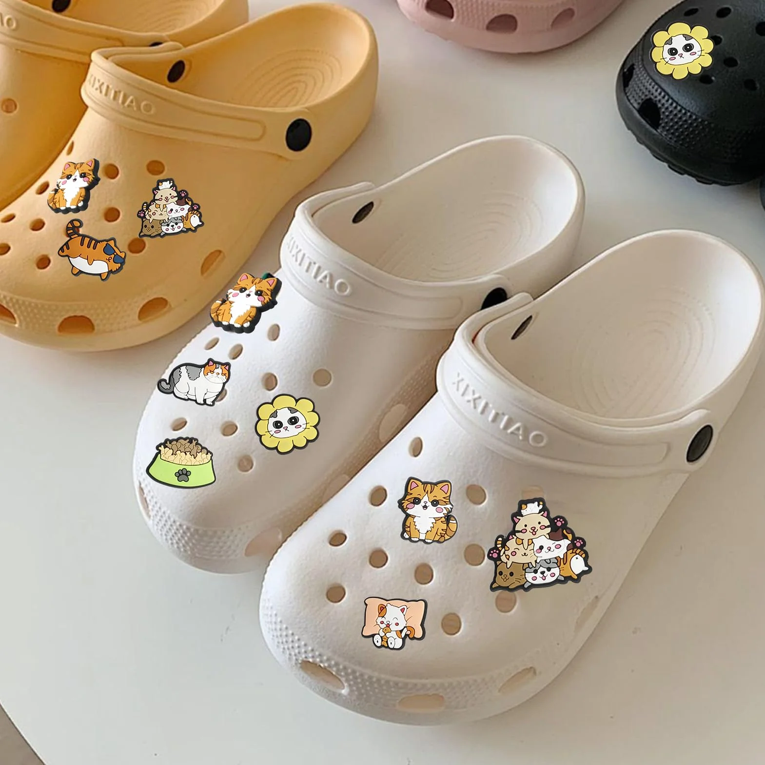 18 szt. Kreskówka kot buty charms szpilki do butów z PVC, DIY dekoracja dla dzieci, różne wzory, na imprezy i prezenty, wielokrotnego użytku i łatwe do przymocowania, non, PVC, Nie