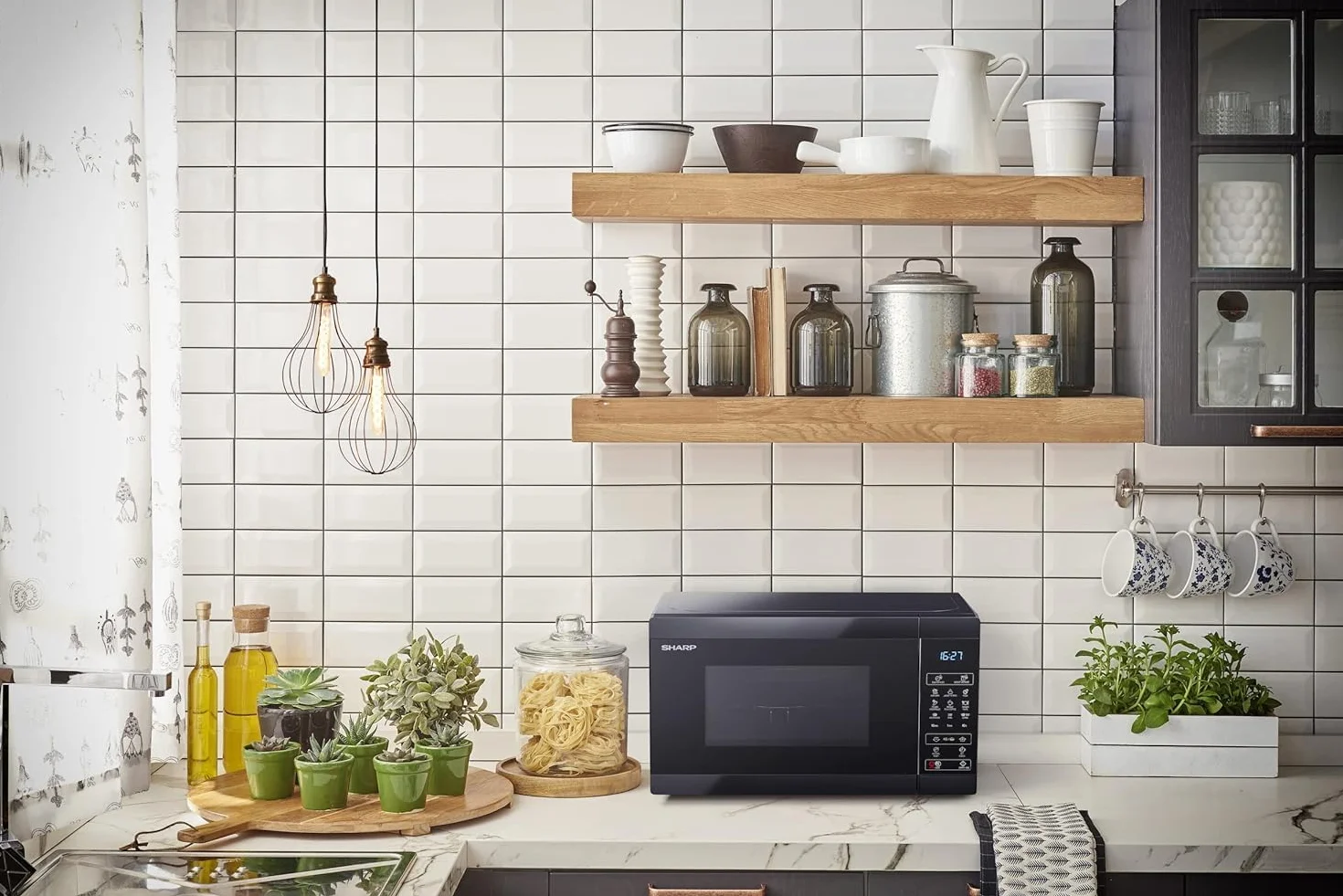 Sharp YC-MG02EB Kuchenka mikrofalowa 20 l grill rozmrażanie 11 poziomów mocy timer płyta obrotowa