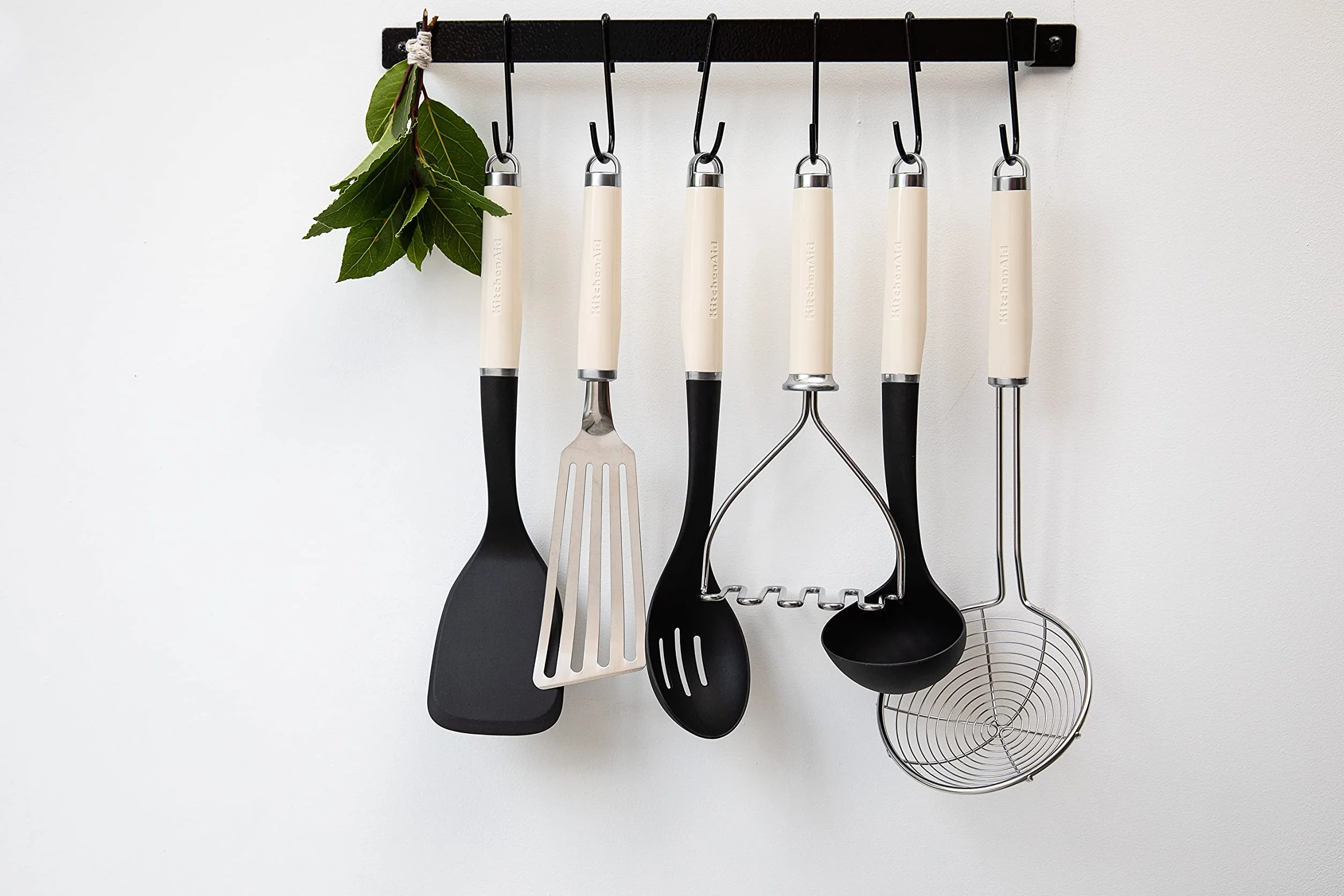 KitchenAid Tłuczek do Ziemniaków Stal Nierdzewna Almond Cream