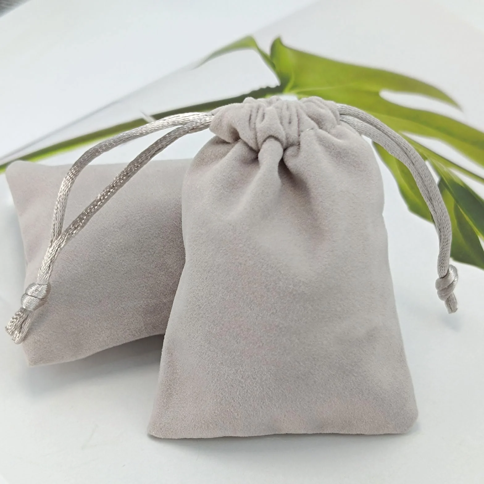8 szt. drążków do sutków języka i 4 szt. kulek zastępczych 14G stal nierdzewna metal prosty kolczyk sztanga biżuteria srebrna czarna 8/10/12/14/16/18/20 mm