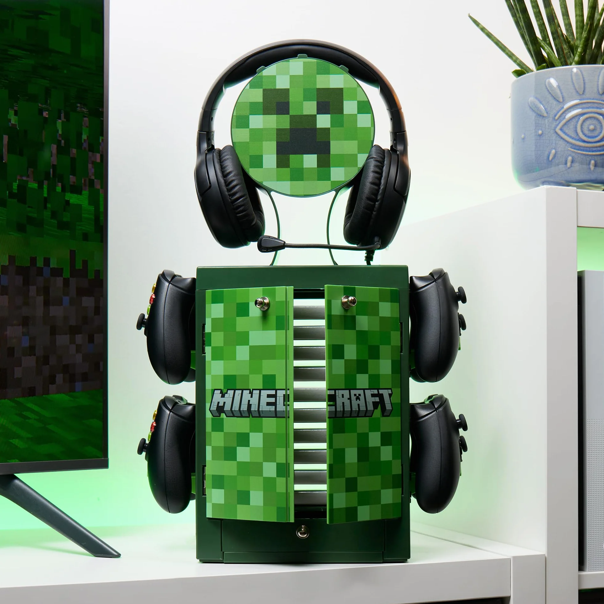 Numskull Oficjalna szafka na akcesoria do gier Minecraft, pomieści 10 gier, 4 kontrolery, zestaw słuchawkowy