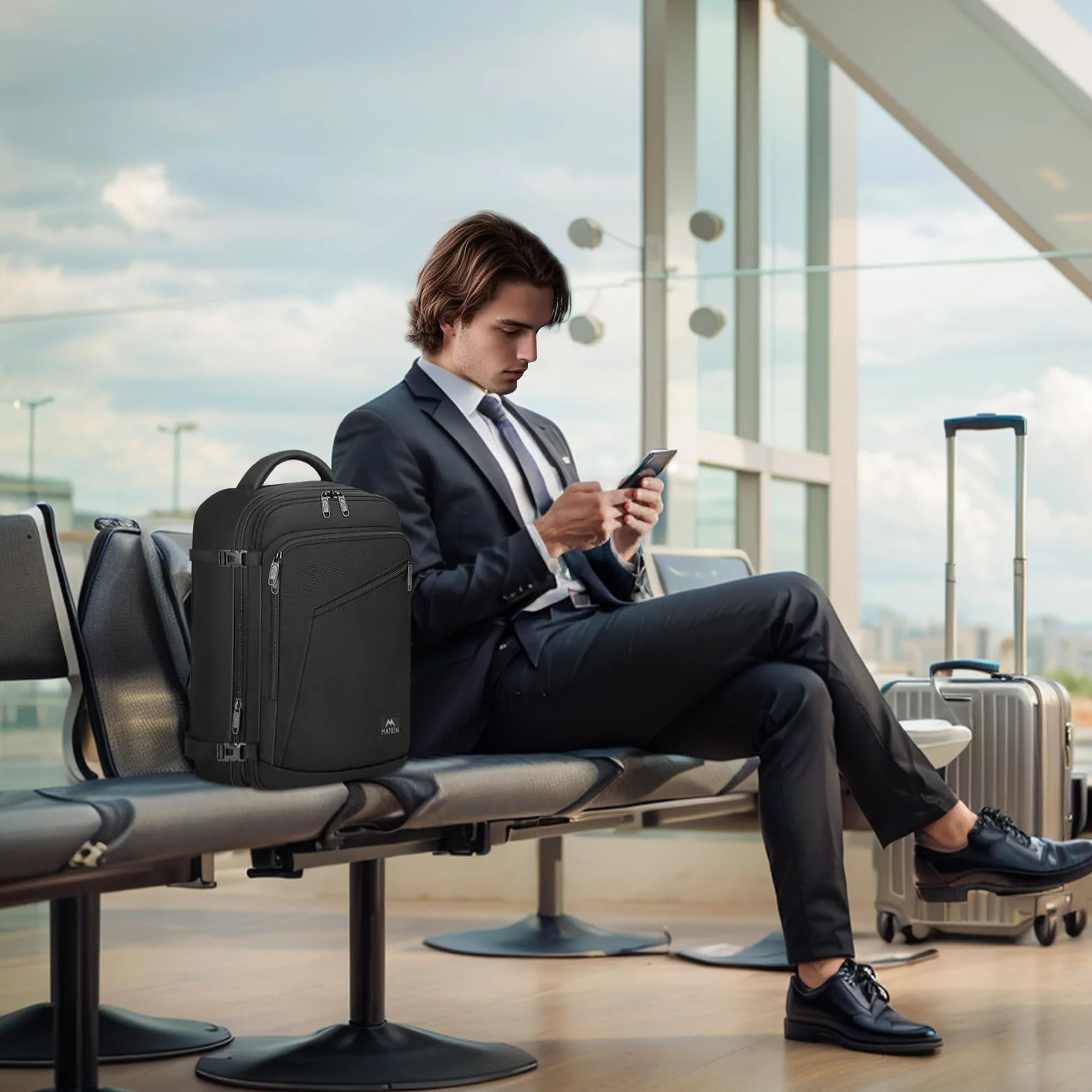 MATEIN Bagaż Podręczny 40x20x25, 20L Plecak Podróżny Męski i Damski do Ryanair, Cabin Bag Travel Backpack do Pracy, Biznesu i Podróży, Czarny