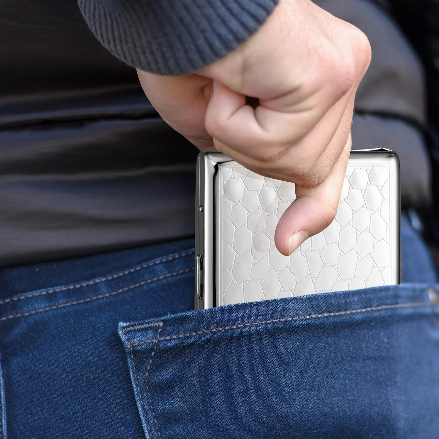 Papierośnica metalowa papierośnica przenośna pudełko na papierosy etui na papierosy pudełko na papierosy etui na papierosy 20 papierosów dla mężczyzn i kobiet, na okazje biznesowe