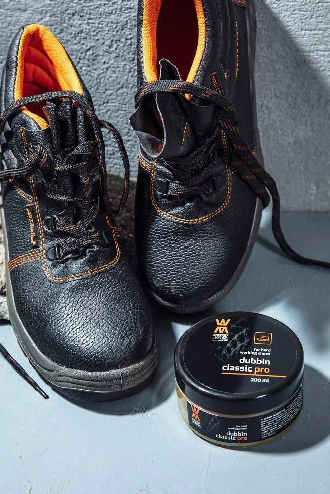 Worker Walker Dubbin Classic Pro - Wysokiej Jakośći Naturalny Wosk Do Skórzanych Butów Roboczych, Odżywiania, Impregnuje oraz Zapobiega Pękaniu Skóry, Przezroczysty, 200 ml - 6.76 fl. Oz