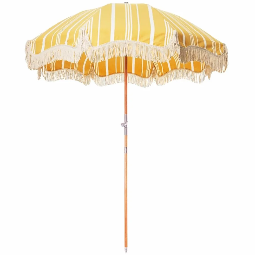 Duży Parasol Plażowy 6,5 Stopy Z Frędzlami, Uchylny, Paskowany Parasol Tarasowy Z Drewnianym Drążkiem, Ochrona Uv, Przenośny, Ogrodowy, Z Frędzlami I Torbą Transportową