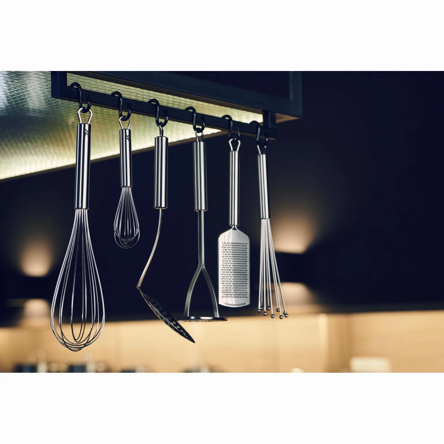 WMF Profi Plus łyżka cedzakowa ze stali nierdzewnej 30 cm, chochla piankowa, Cromargan