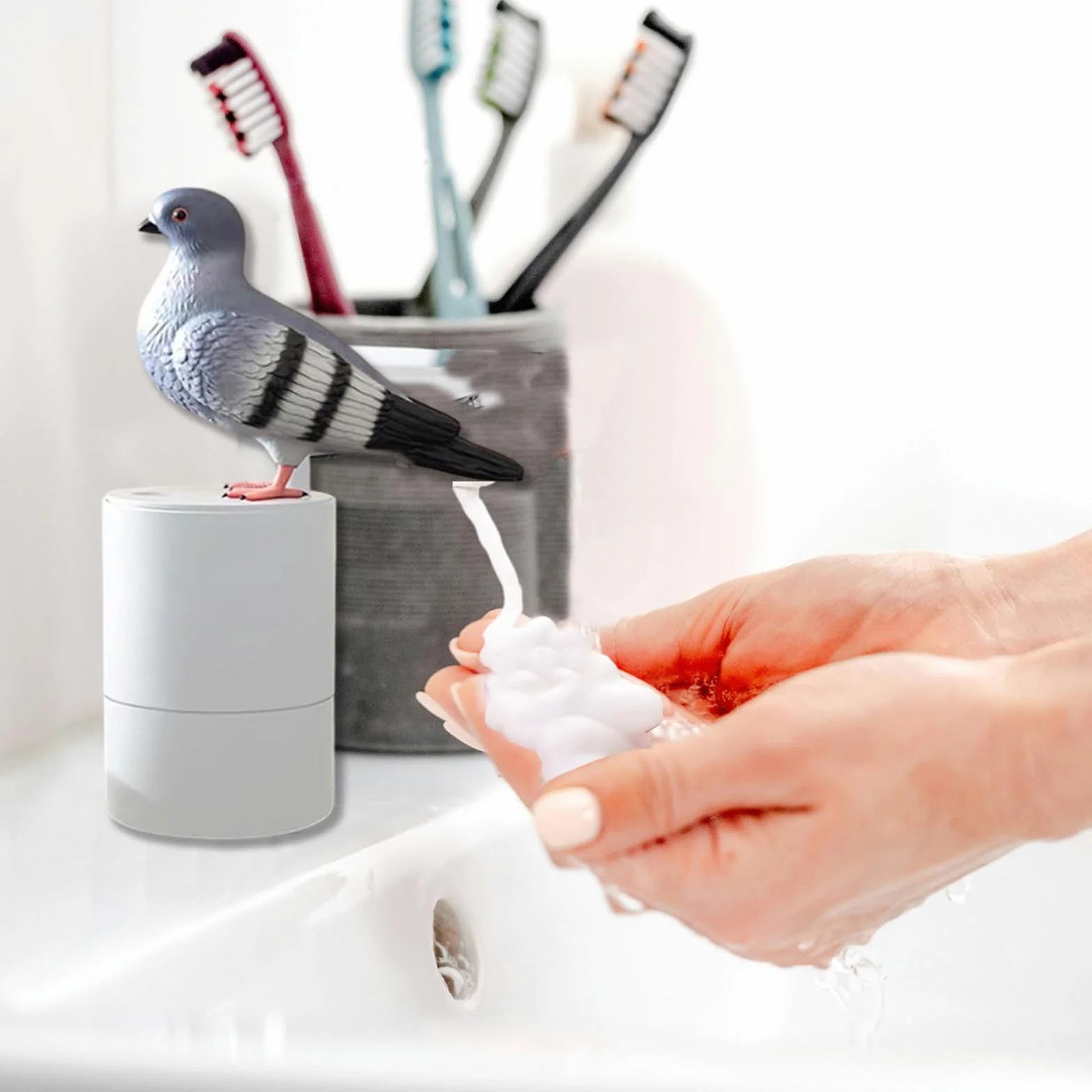 Pigeon Automatyczna myjka do rąk z pianki indukcyjnej, dozownik mydła dla gołębi, dozownik mydła dla ptaków, automatyczny bezdotykowy, mydło z czujnikiem ręcznym (szary)