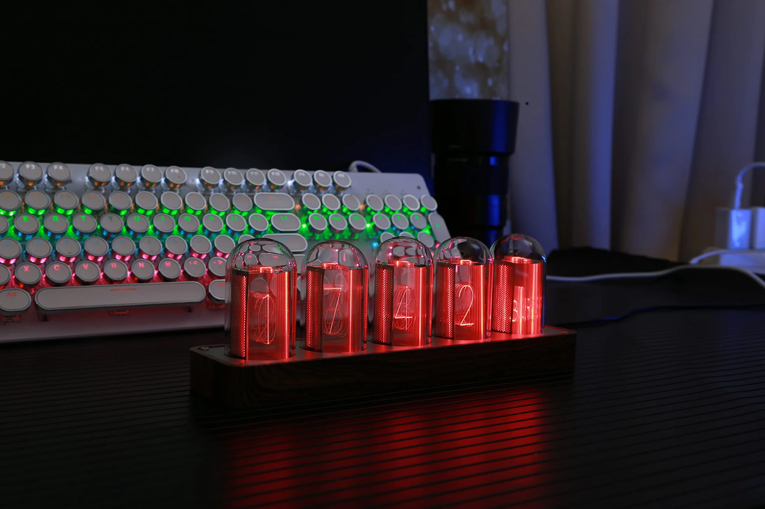 Nixie Tube Zegar elektroniczny LED retro drewniany budzik USB dekoracja domu 5 RGB