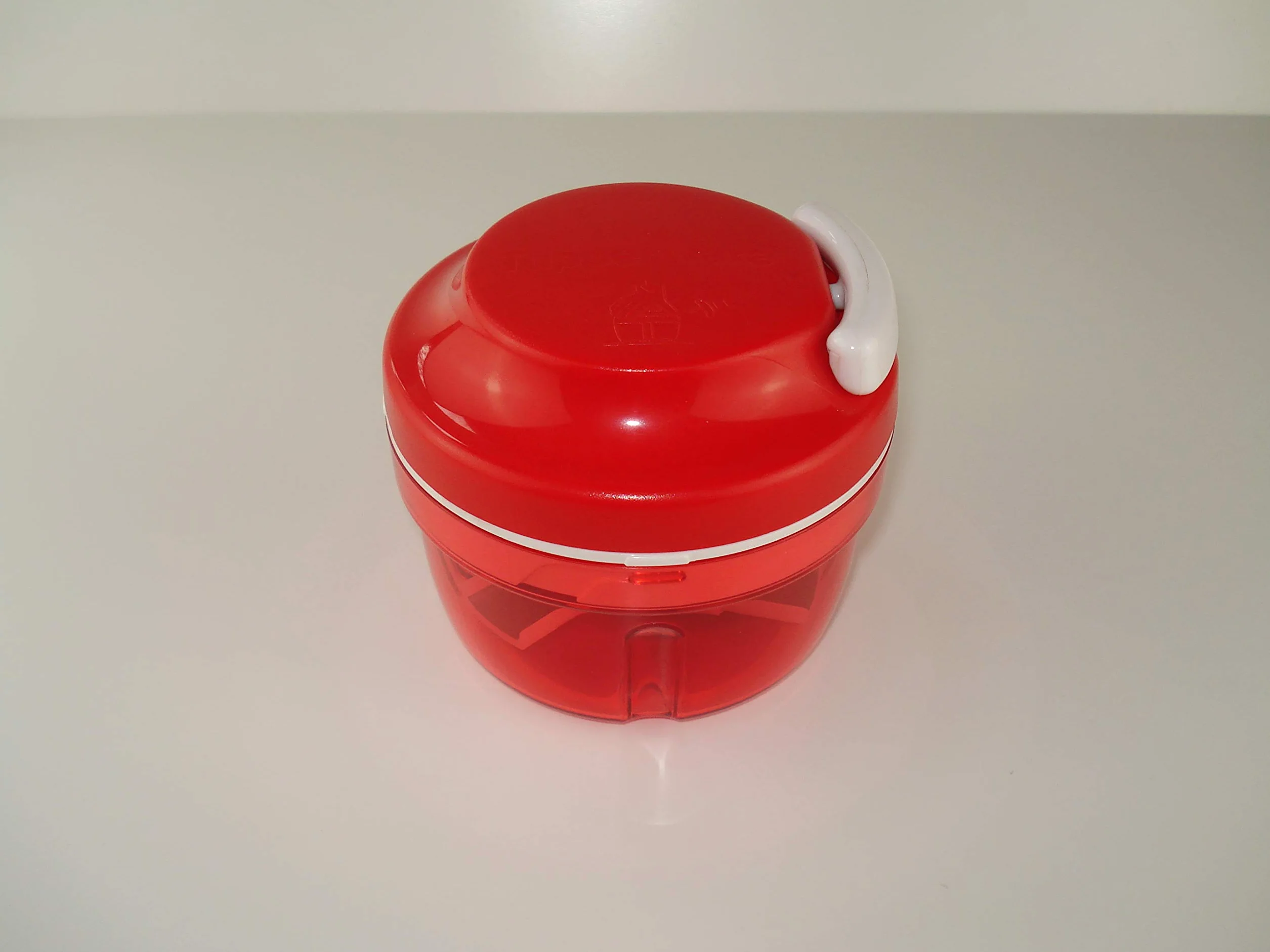 Turbo-Chef od Tupperware - Chef Speedy Boy - Obcinacz do cebuli - Czerwony - Numer referencyjny: 10124