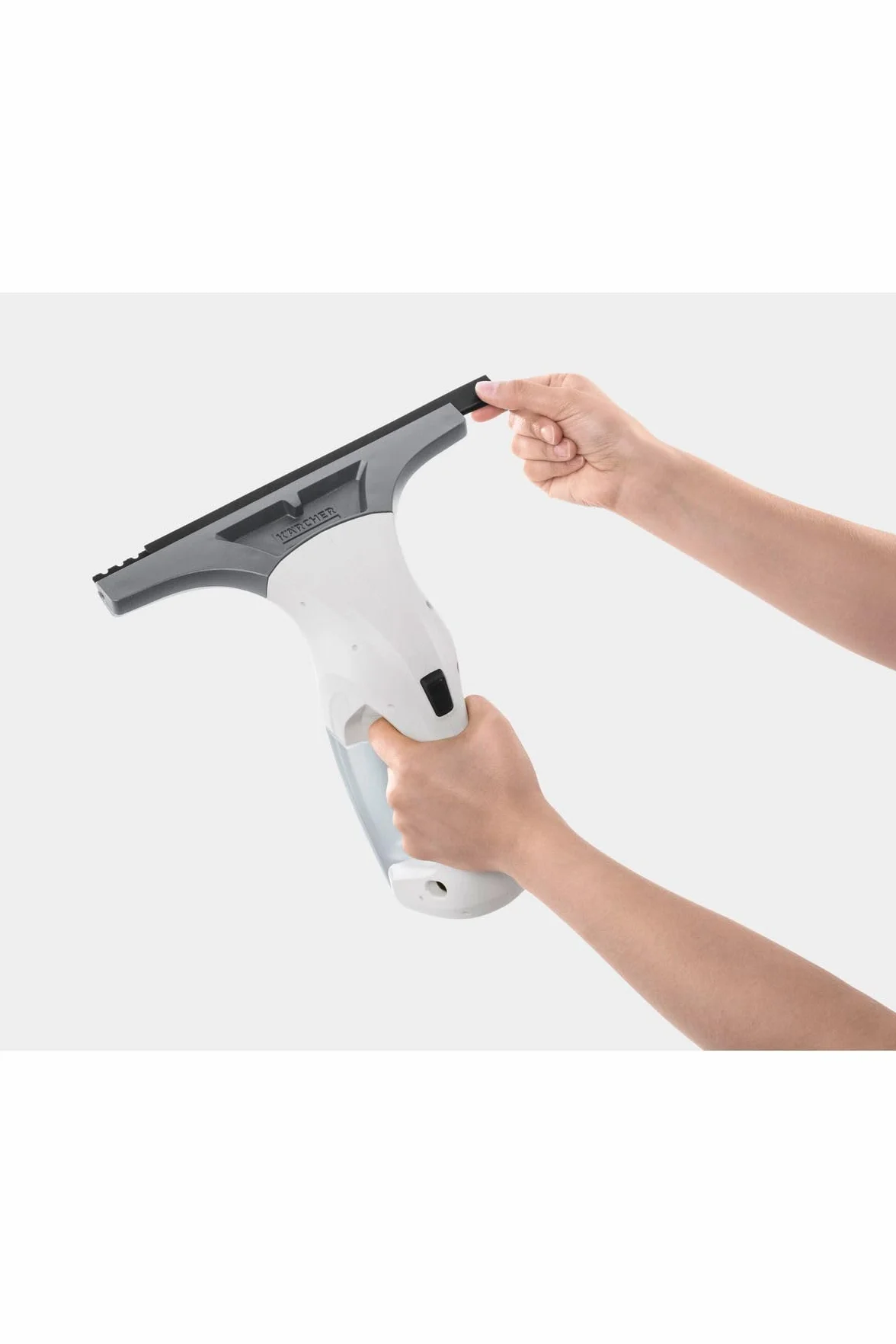 Kärcher Myjka do okien WV 1 Plus, 20 min, 100 ml, 0,5 kg, butelka z rozpylaczem i padem z mikrofibry, detergent 20 ml