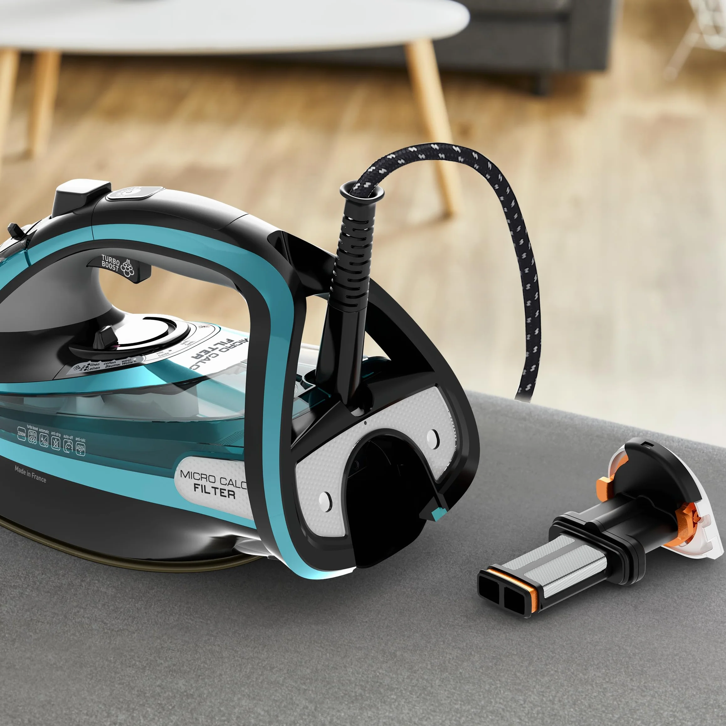 TEFAL FV9844 Ultimate Pure Żelazko, 3200W, uderzenie pary 250 g/min, stopa Durilium AirGlide Autoclean, 0,35 l, Czarny/Niebieski
