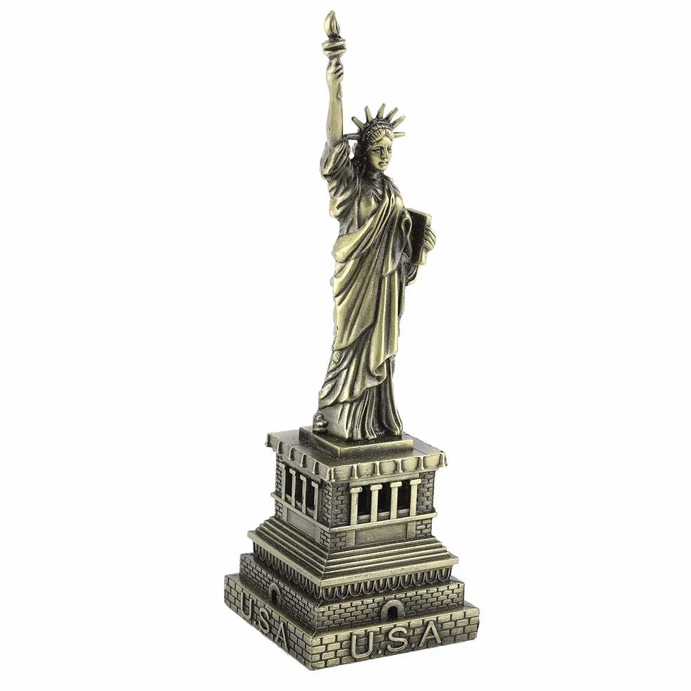 Metalowa Statua Wolności Dekoracyjna Miedź Figurka Nowego Jorku Pamiątka H: 15 cm