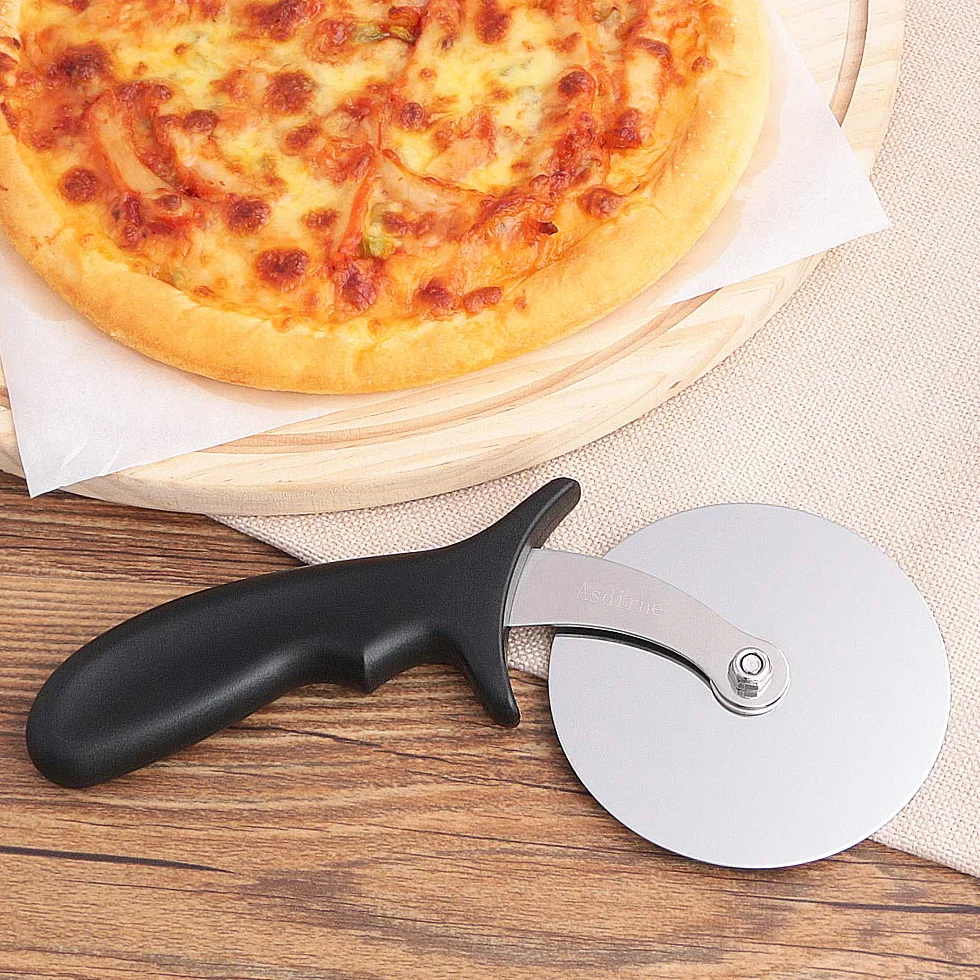 Asdirne Krajalnica do pizzy, ostrze ze stali nierdzewnej, czarna