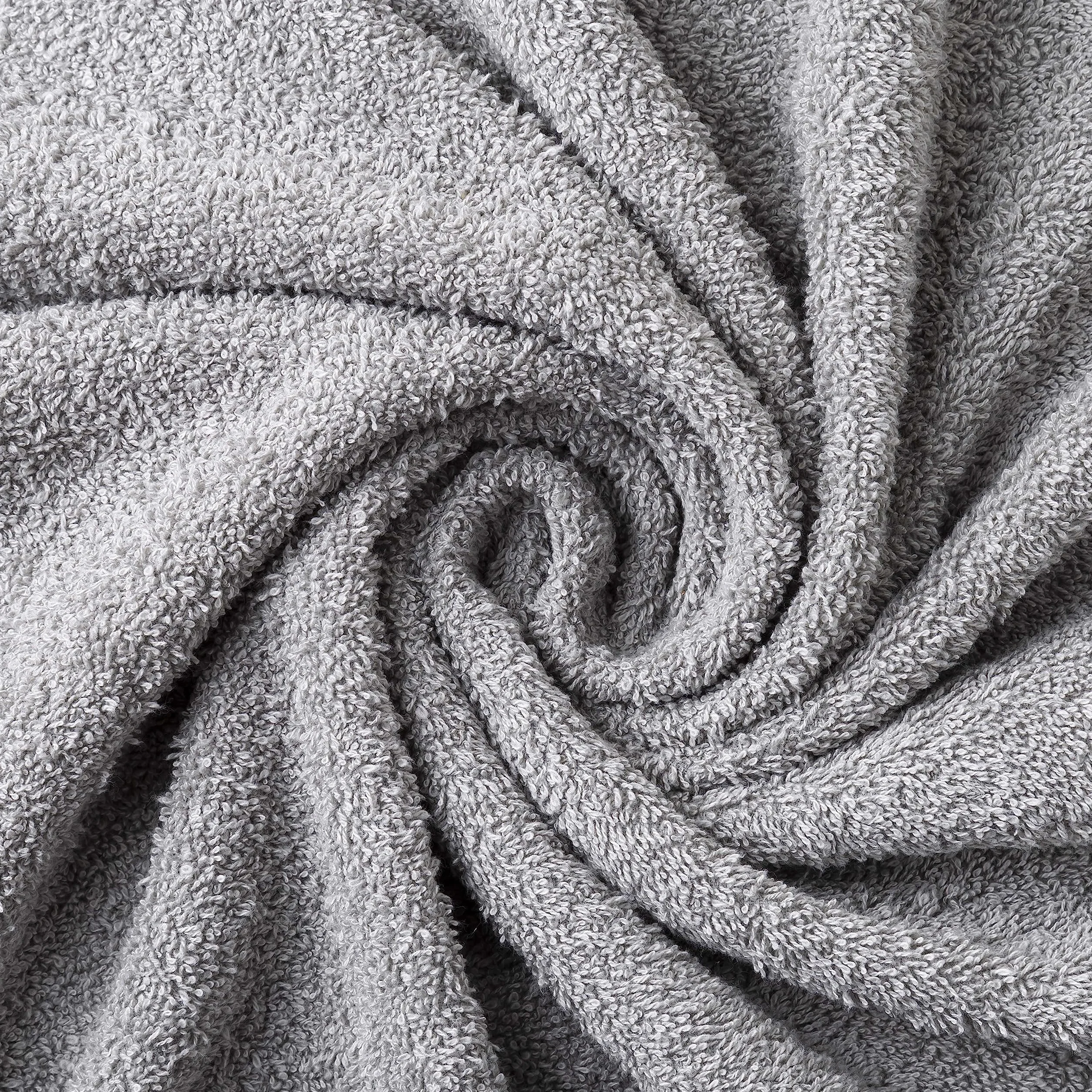 Todocama Zestaw 2 ręczników prysznicowych, 100% bawełny, 550 gsm, bardzo miękkie, bardzo chłonne i szybkoschnące, wymiary 70 x 140 cm, kolor jasnoszary.