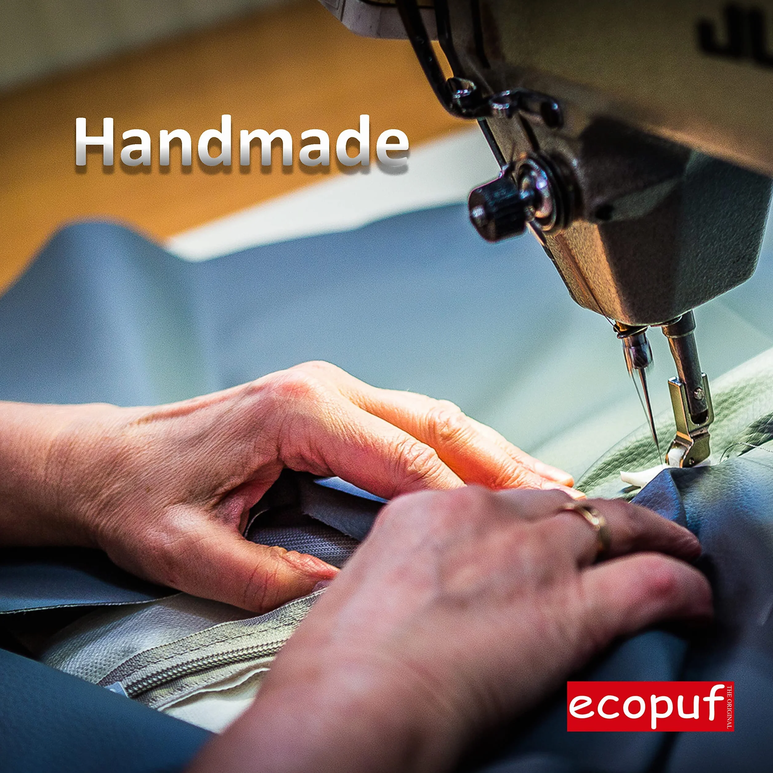 Ecopuf Keiko Siedzisko Cord Fotel Rozmiar S 75x75x70 cm welur z uchwytem i poduszką