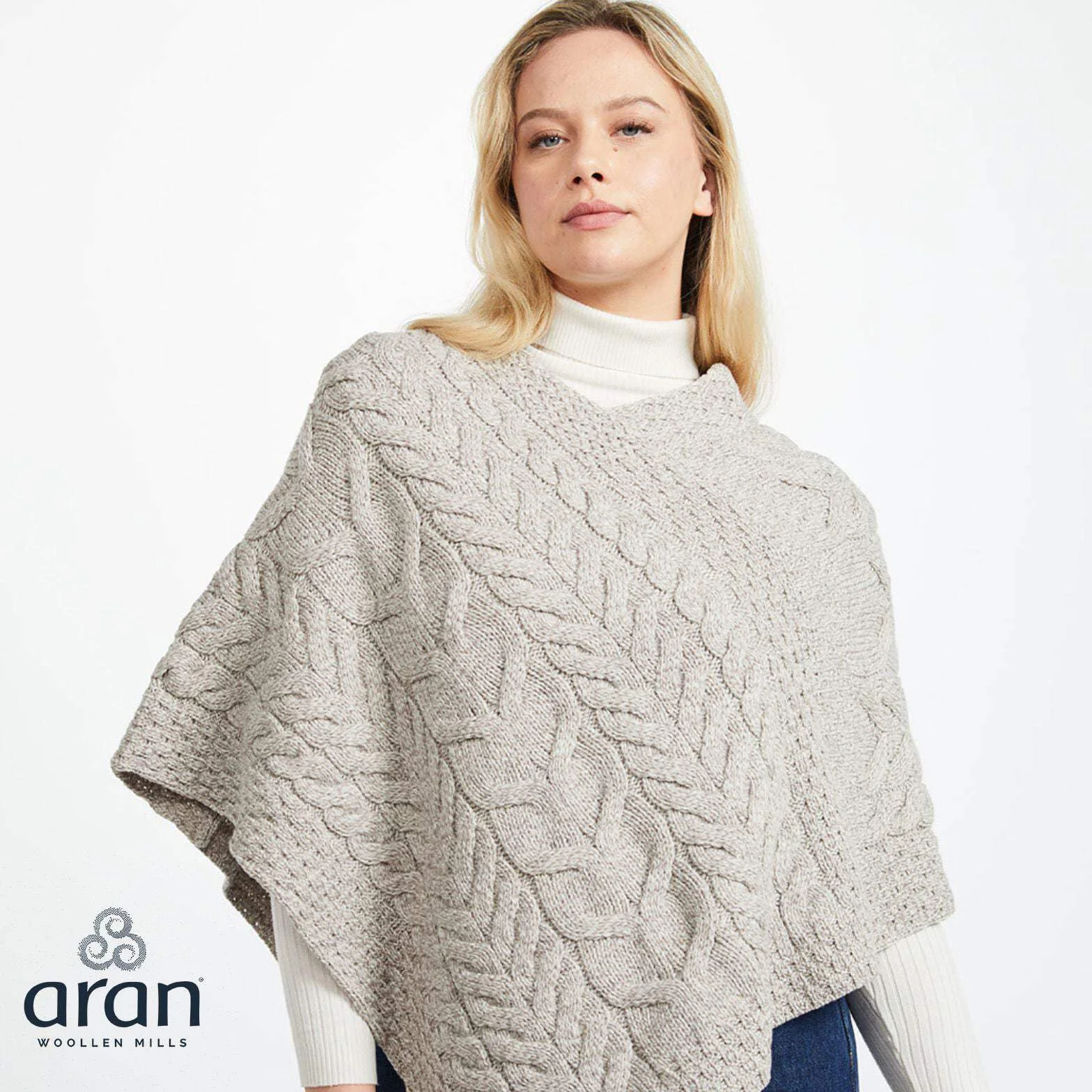 Aran Woollen Mills Super miękkie, stylowe ponczo ze 100% wełny merynosów